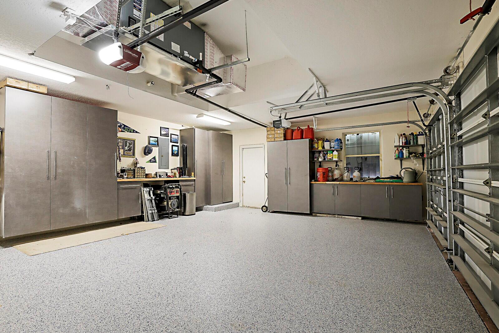 9525 Cross Creek Drive