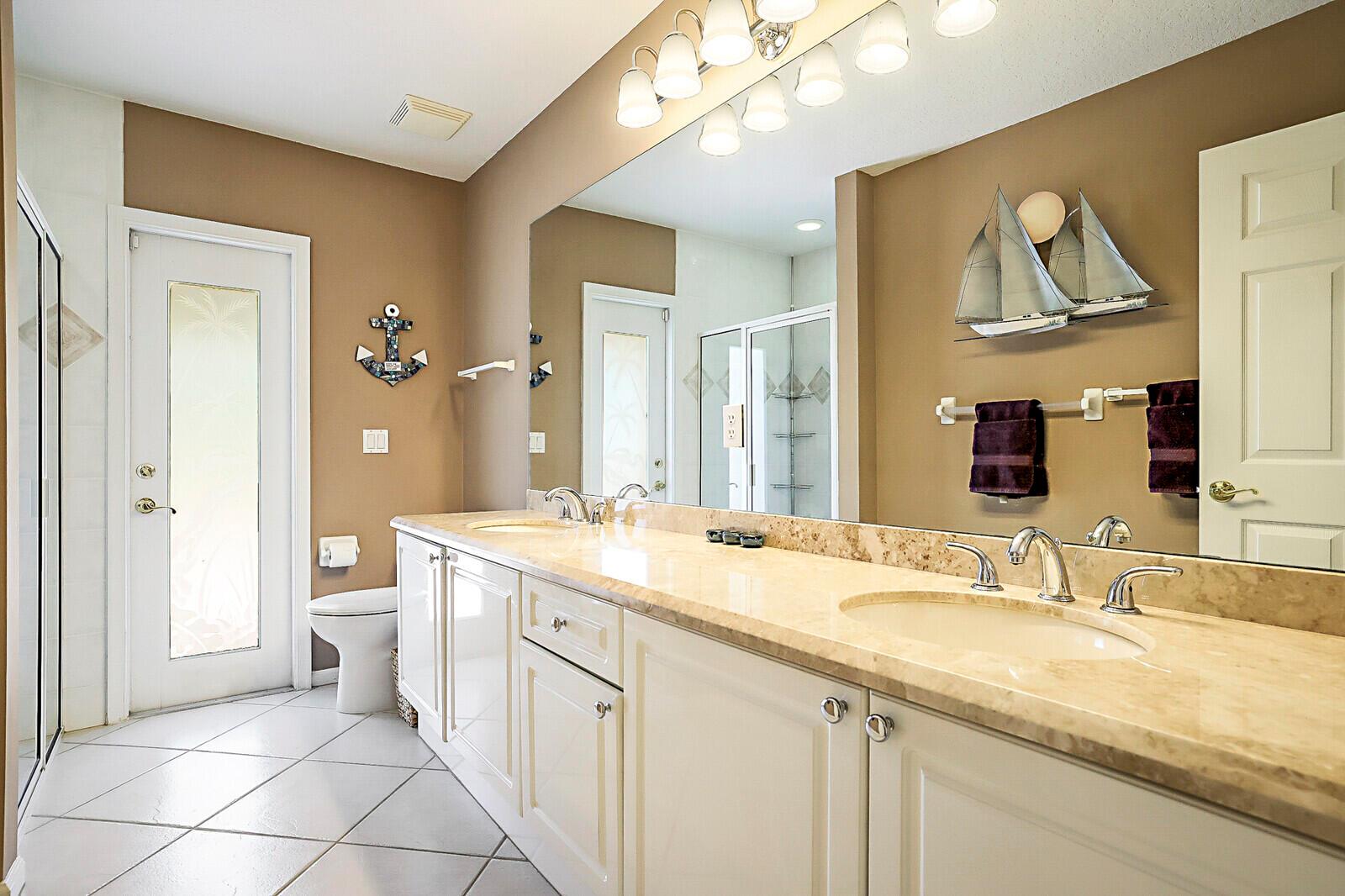 9525 Cross Creek Drive