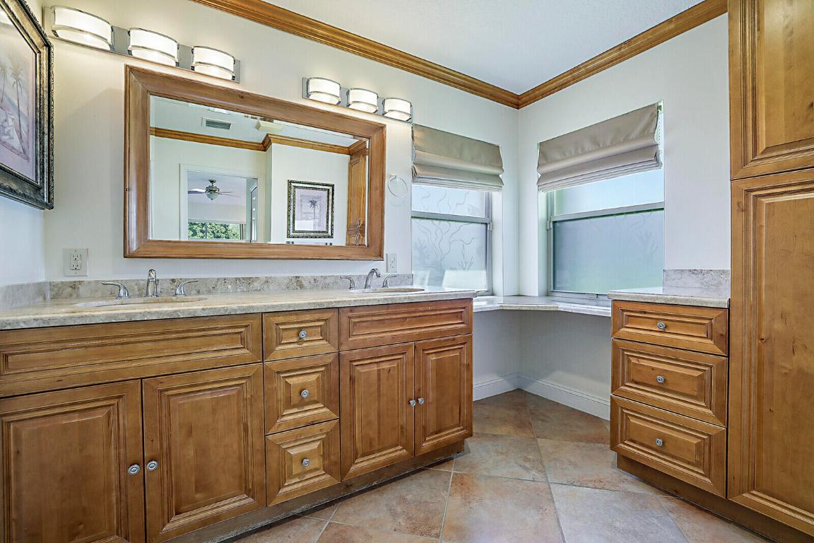 9525 Cross Creek Drive