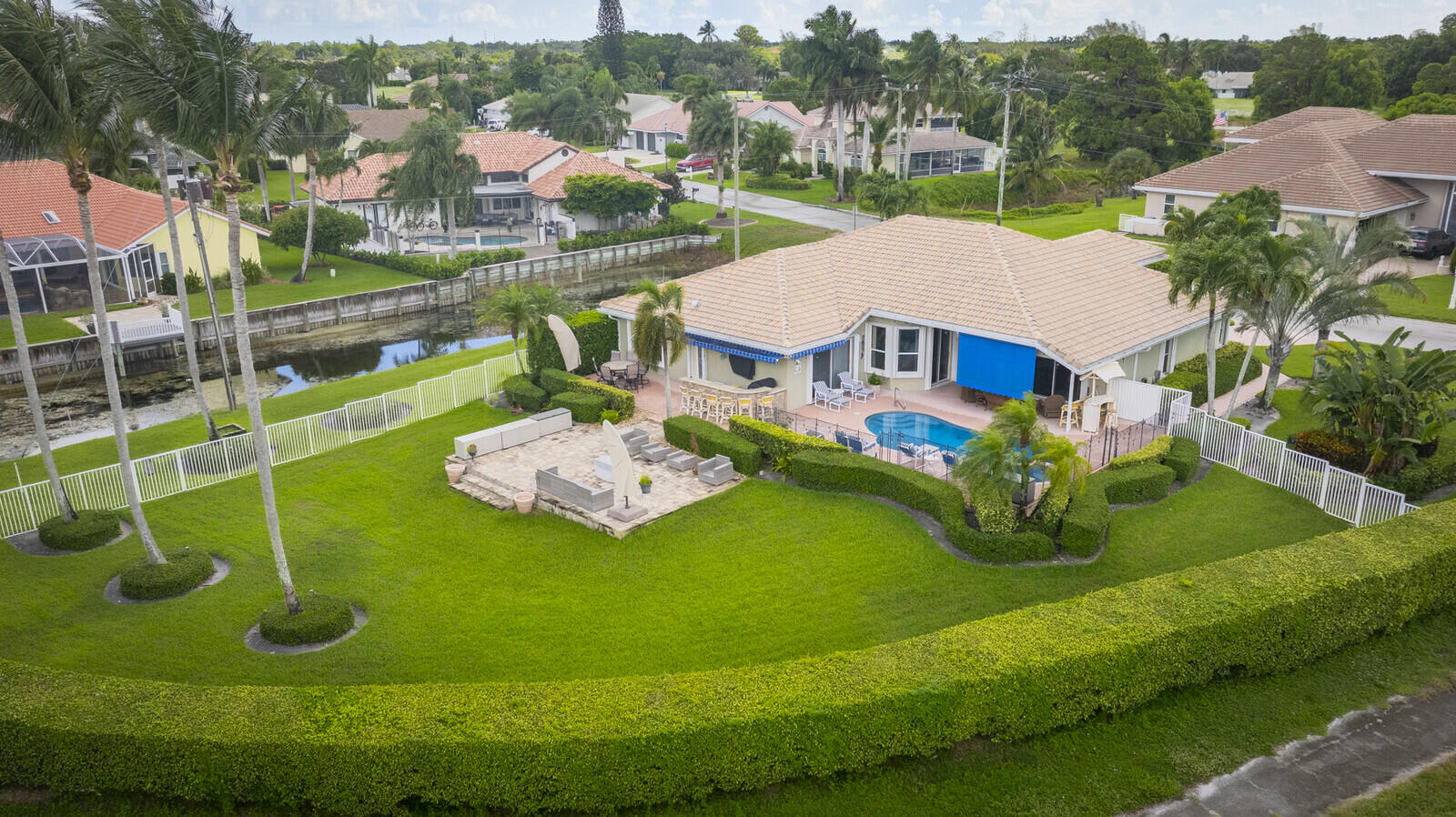 9525 Cross Creek Drive