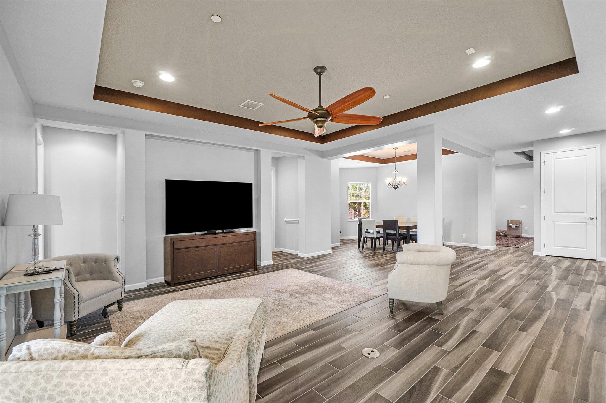 274 Tresana Boulevard 132