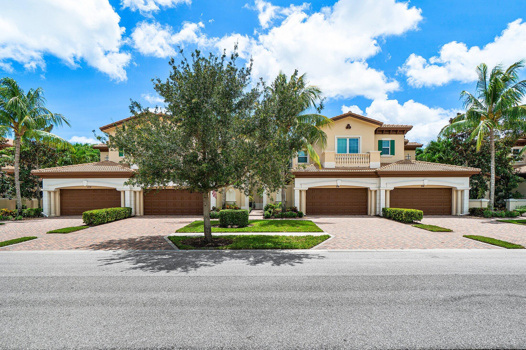 274 Tresana Boulevard 132