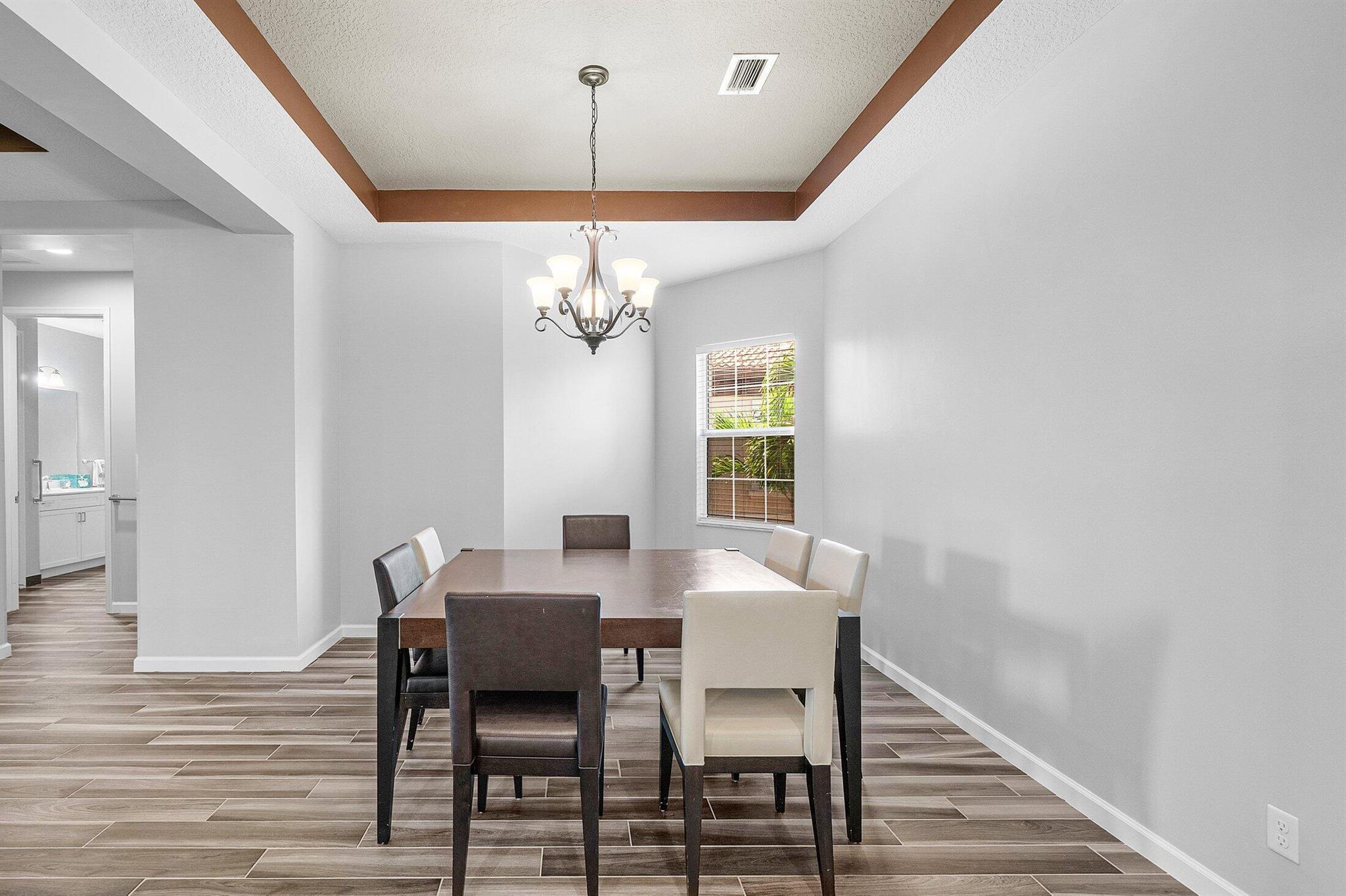 274 Tresana Boulevard 132