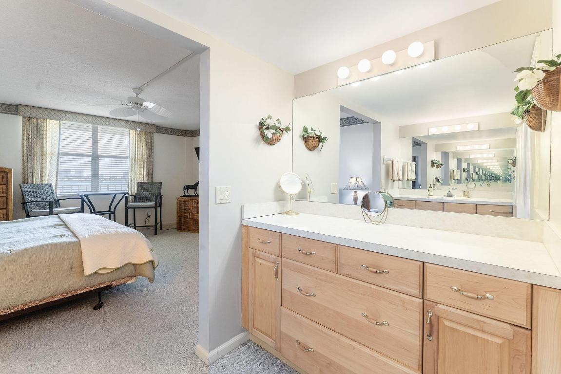 801 Lake Shore Drive 505