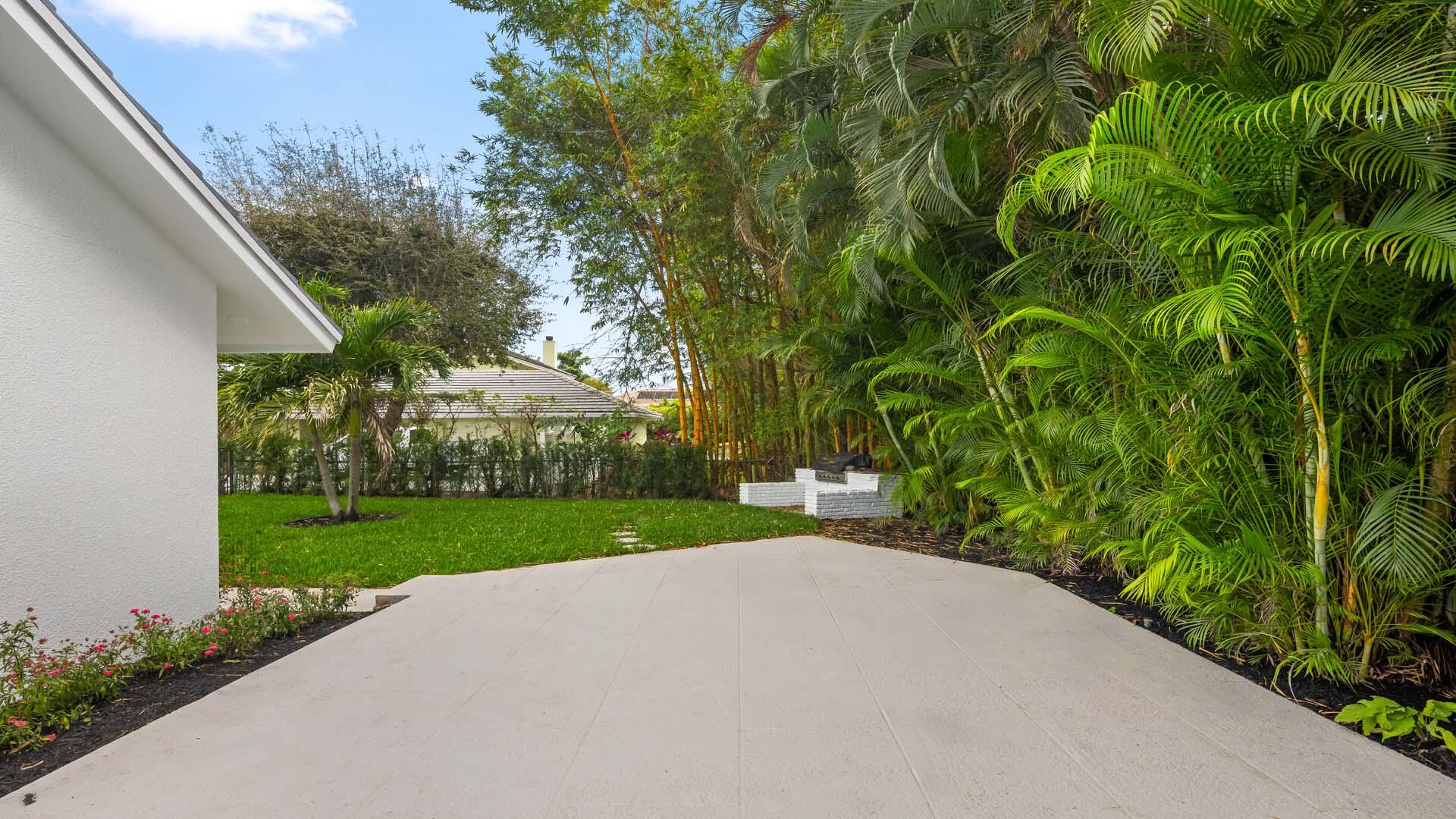 4606 Gleneagles Drive