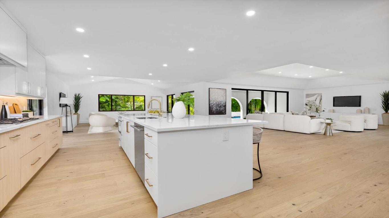 4606 Gleneagles Drive