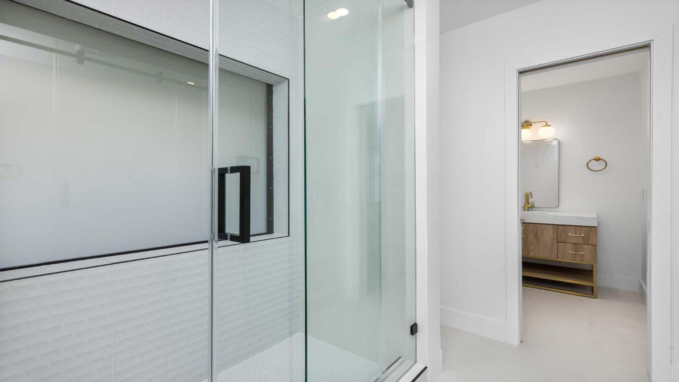 4606 Gleneagles Drive