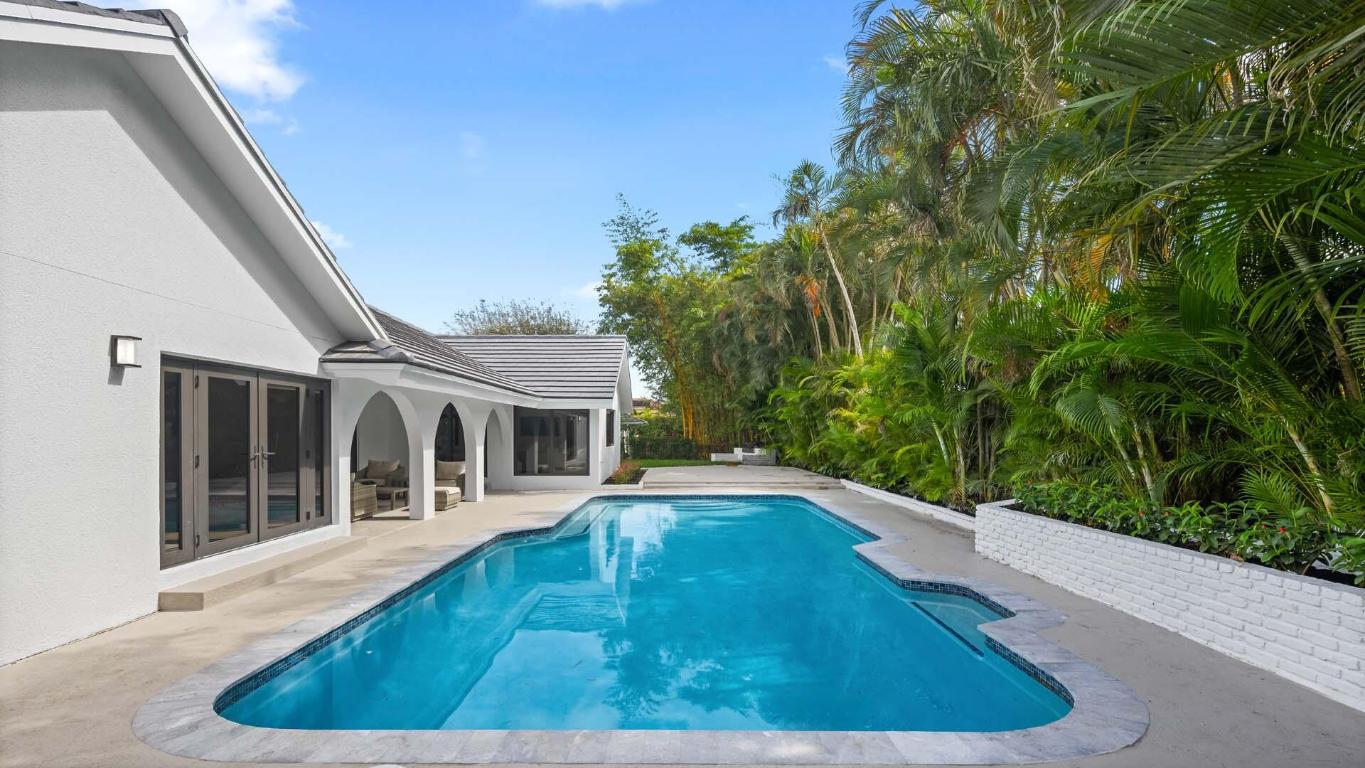 4606 Gleneagles Drive