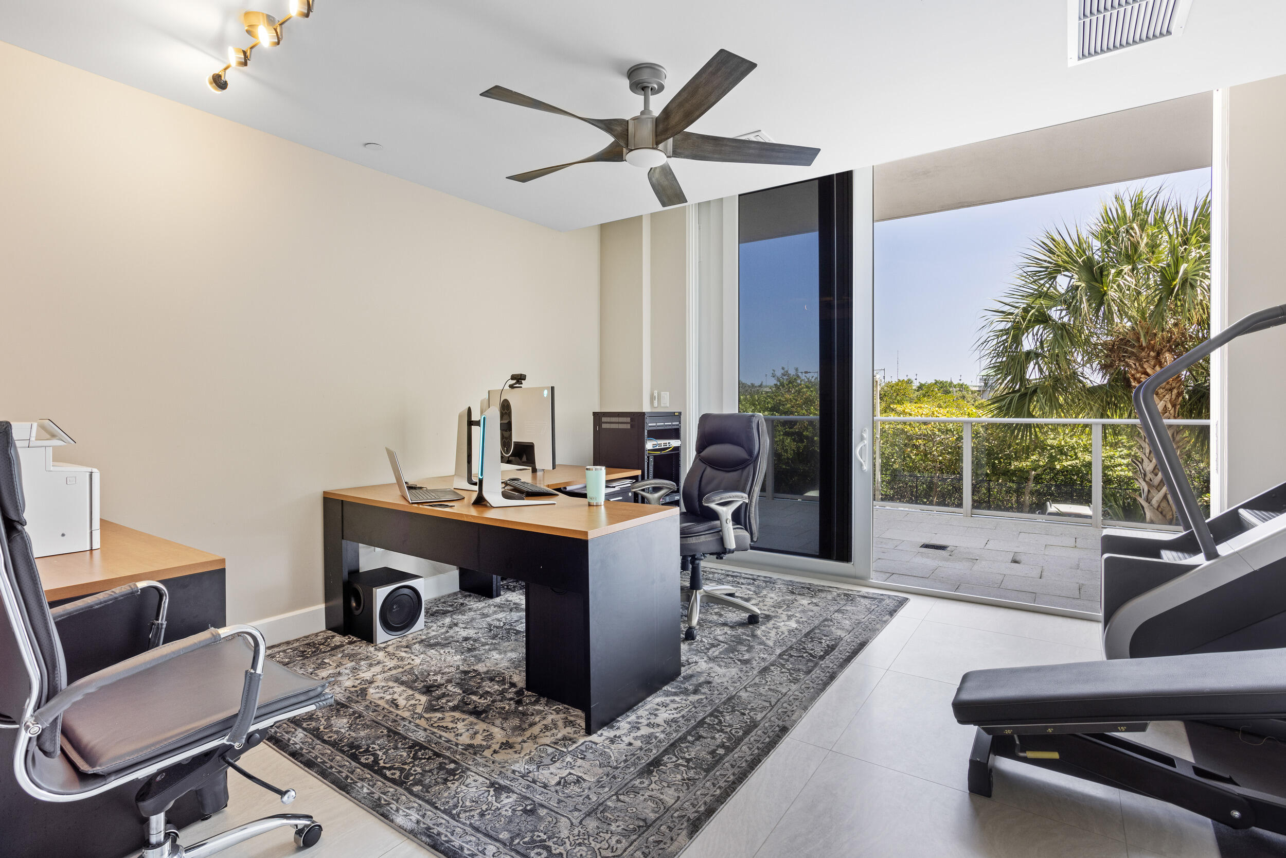 2700 Donald Ross Road 211