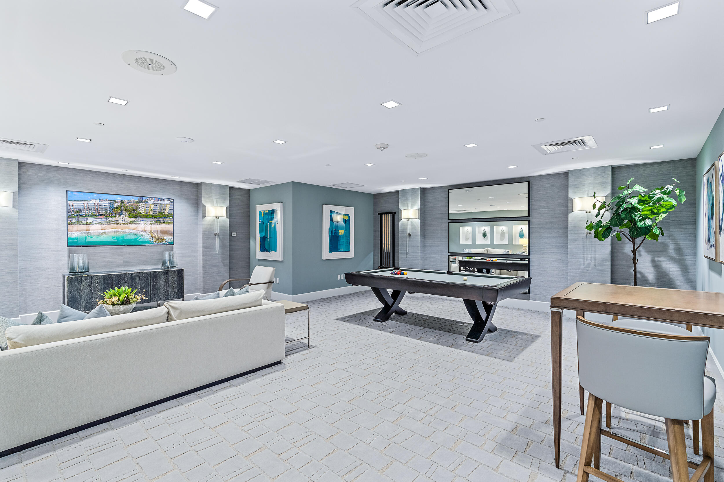 2700 Donald Ross Road 211