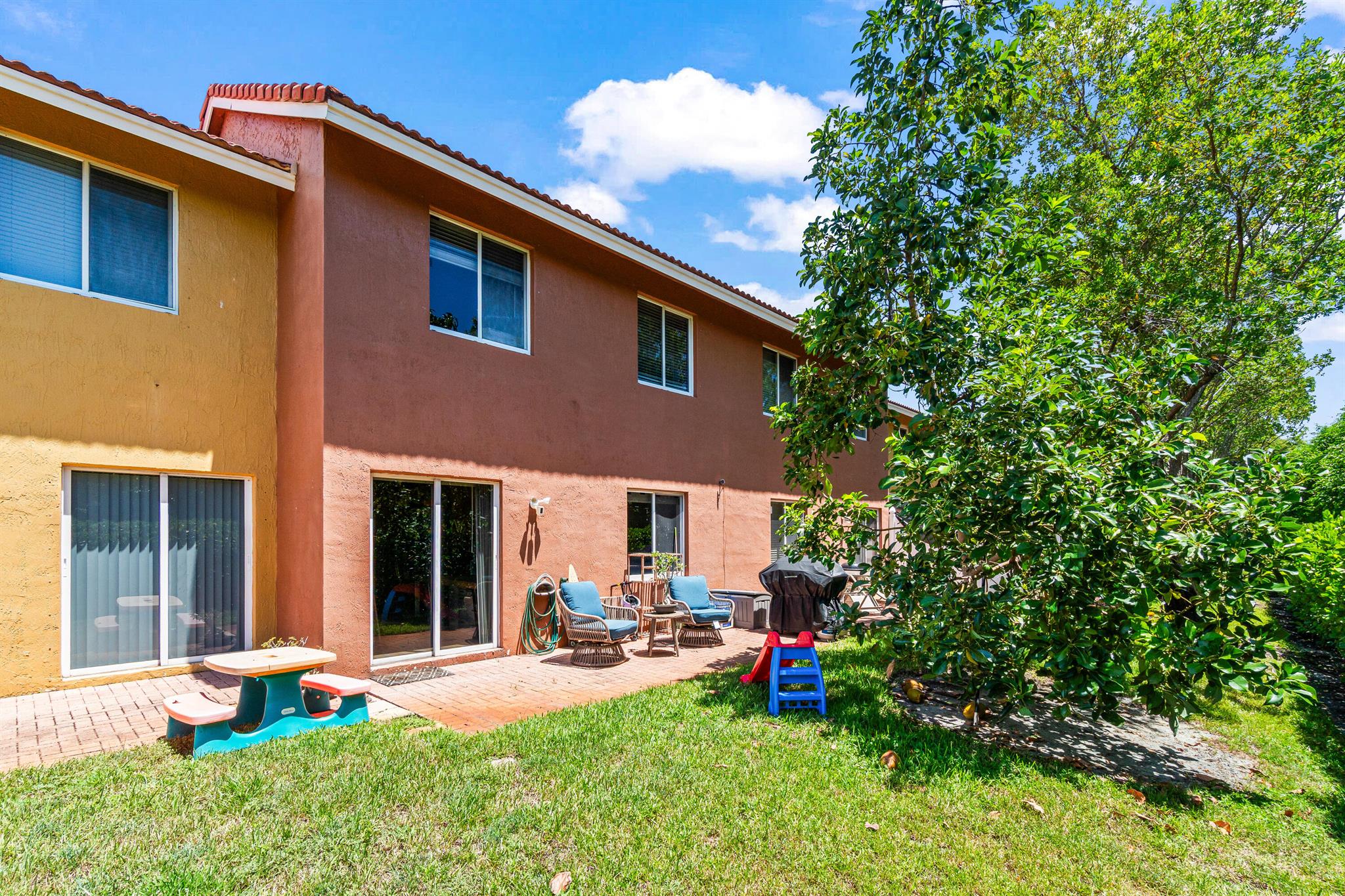 318 SE 23rd Avenue