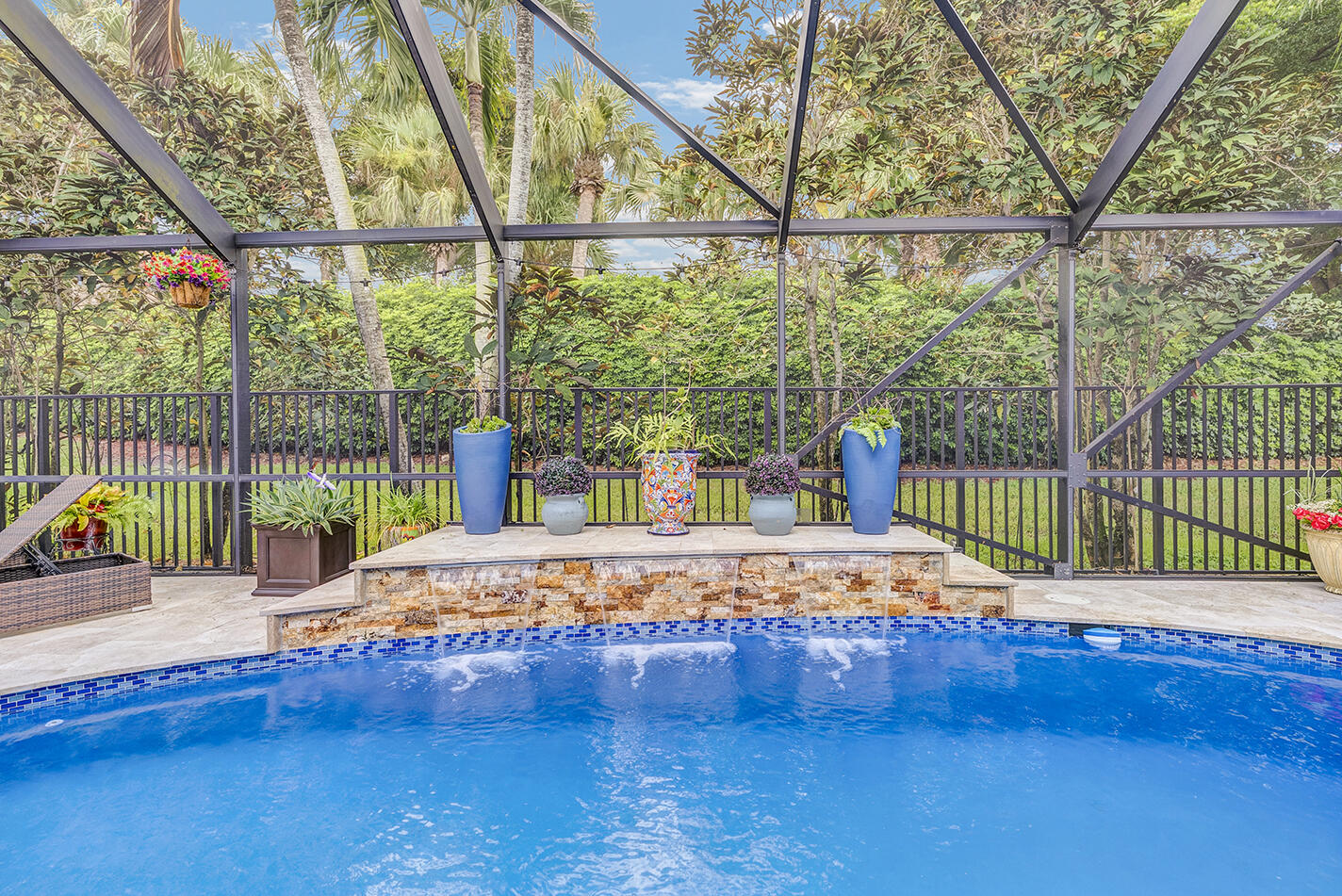 8604 Cobblestone Point Circle