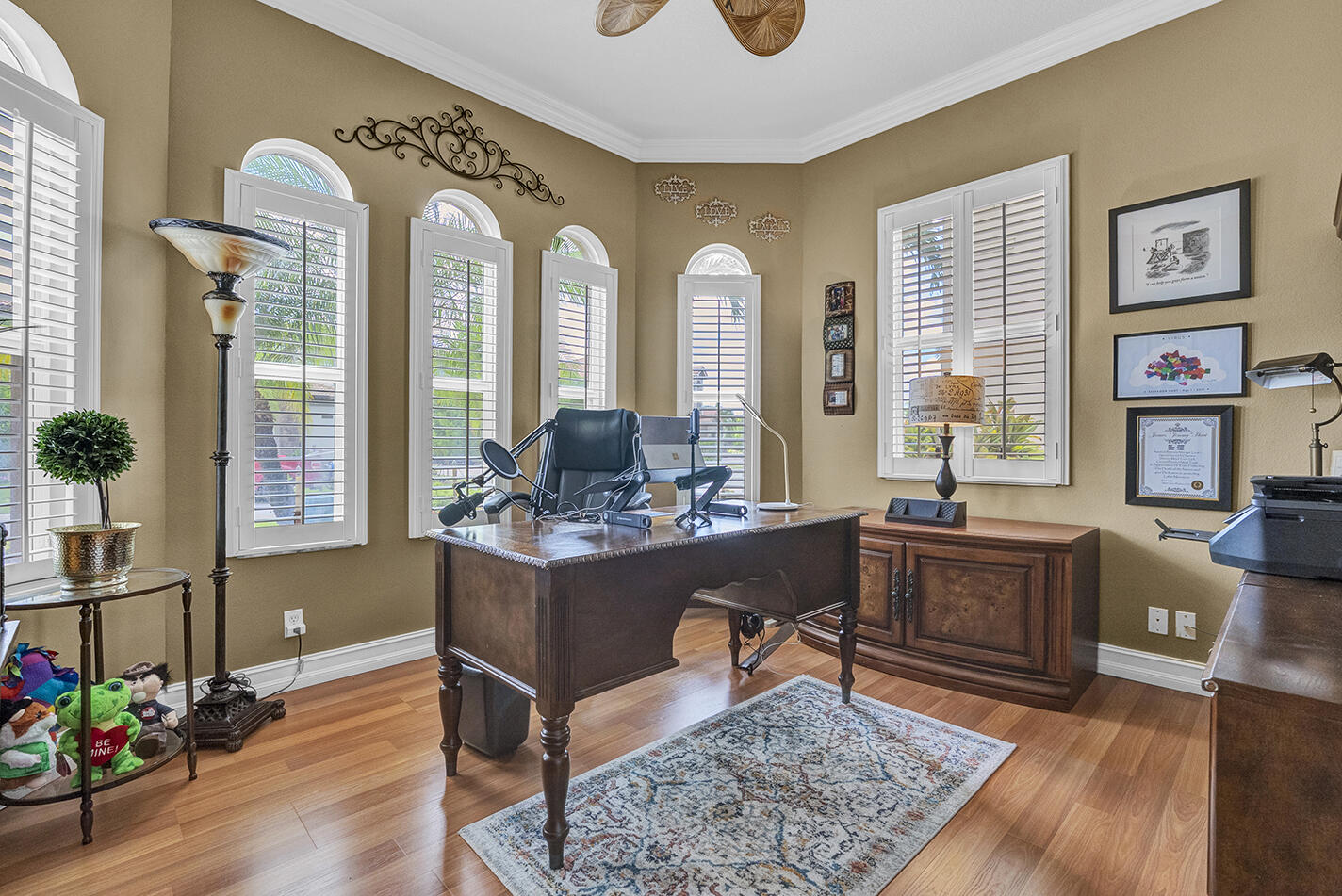 8604 Cobblestone Point Circle