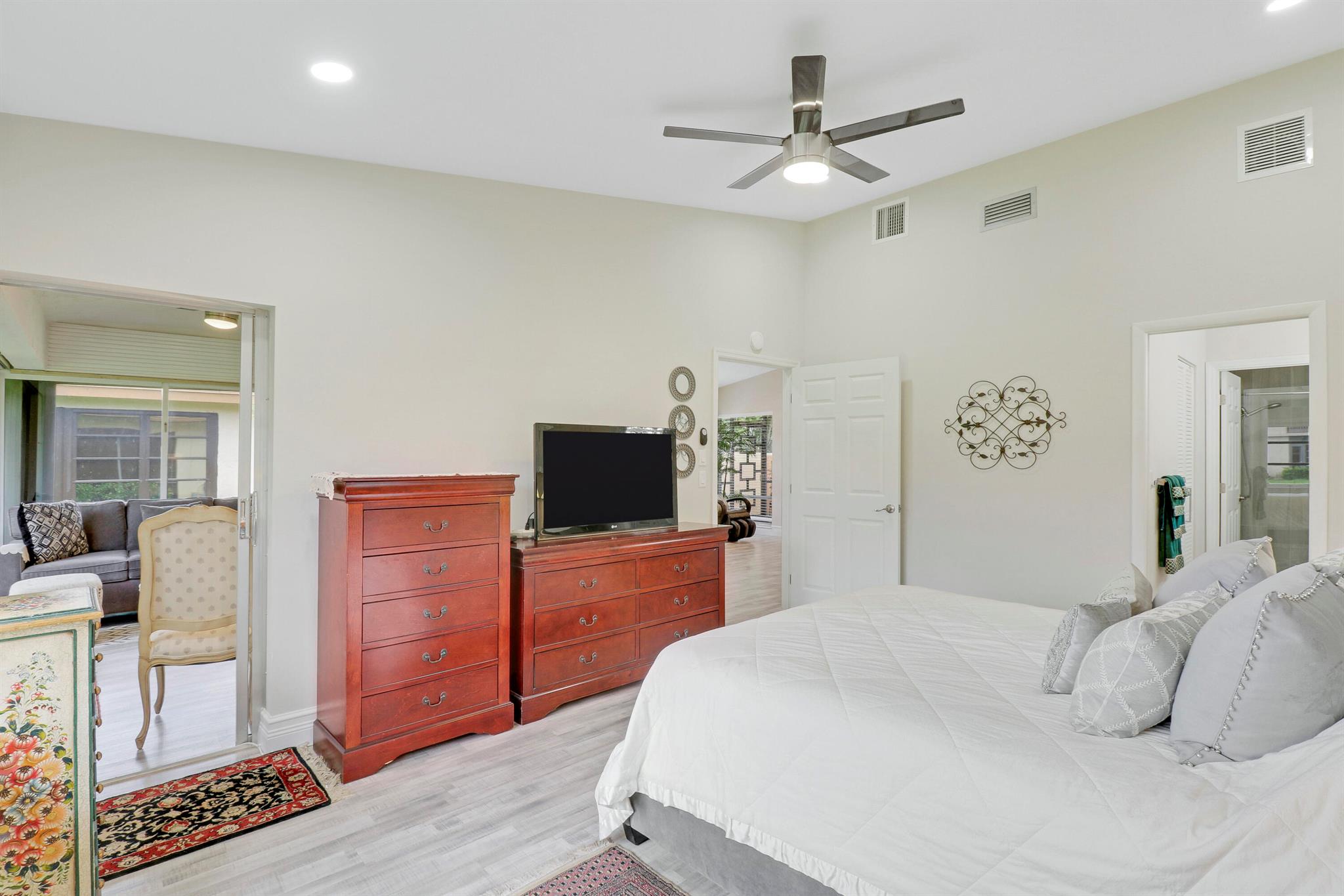 13566 Sabal Palm Court B