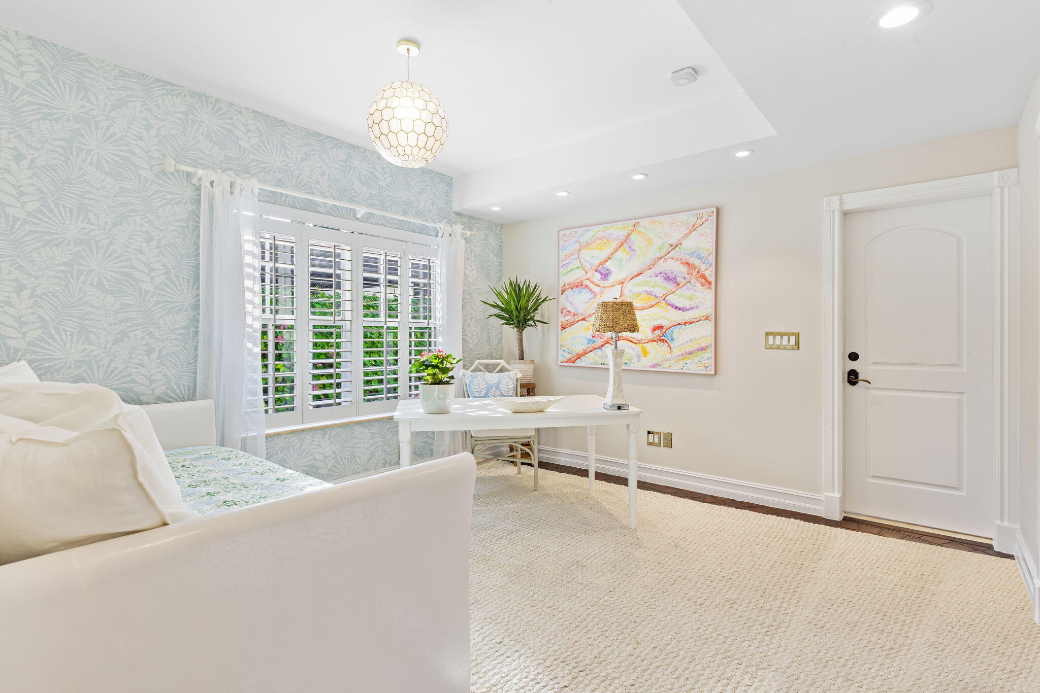 309 Valencia Road