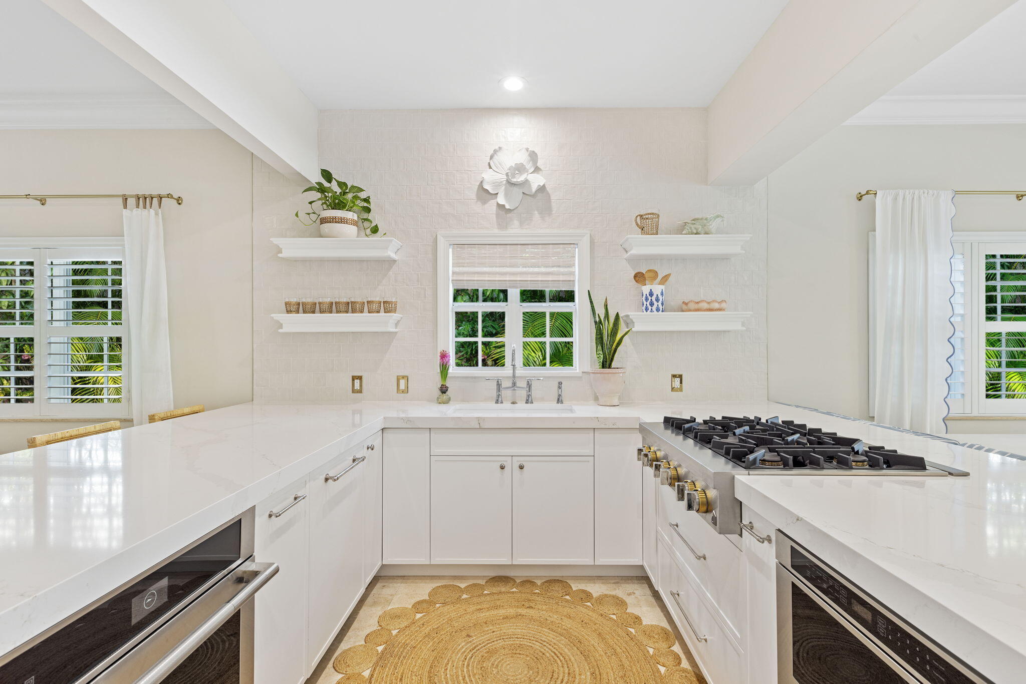 309 Valencia Road