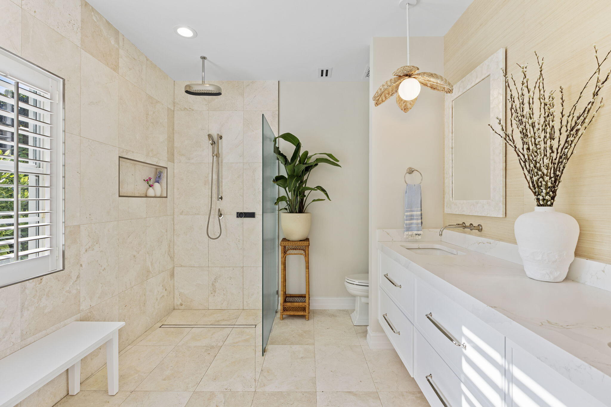 309 Valencia Road