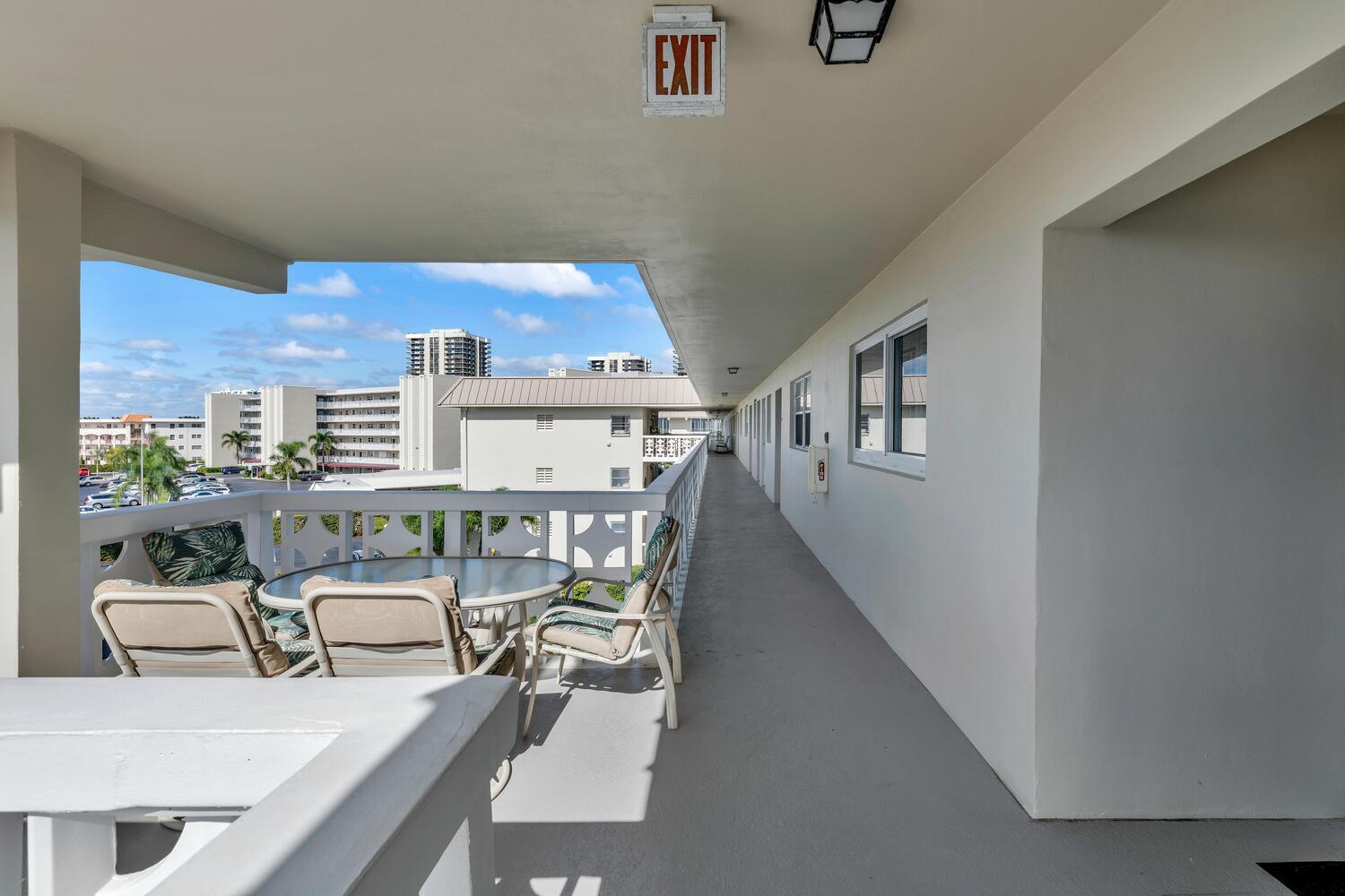 52 Yacht Club Drive 309