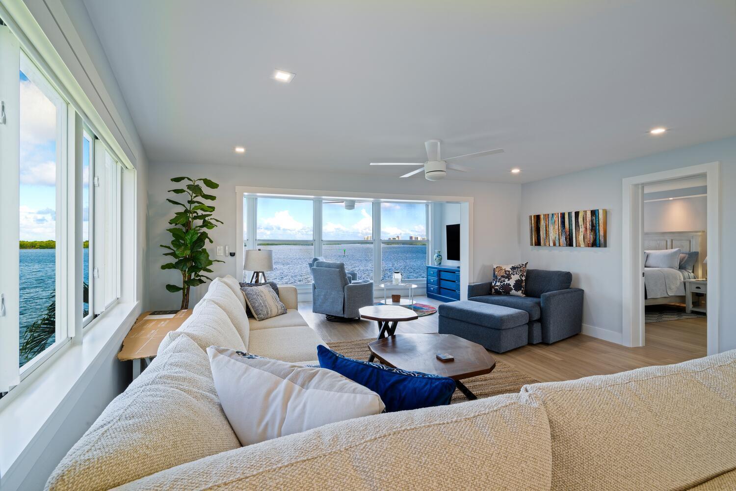 52 Yacht Club Drive 309