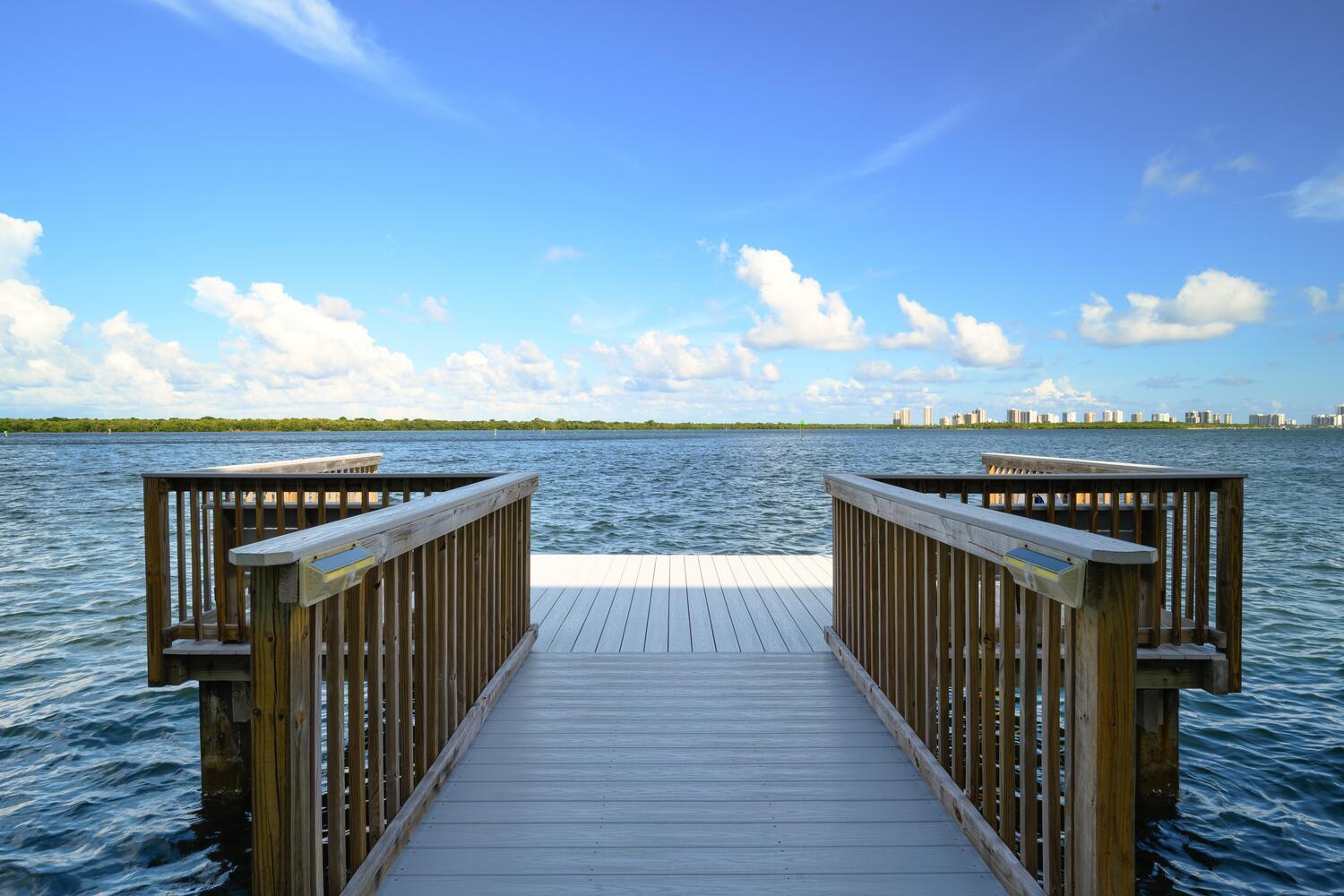 52 Yacht Club Drive 309