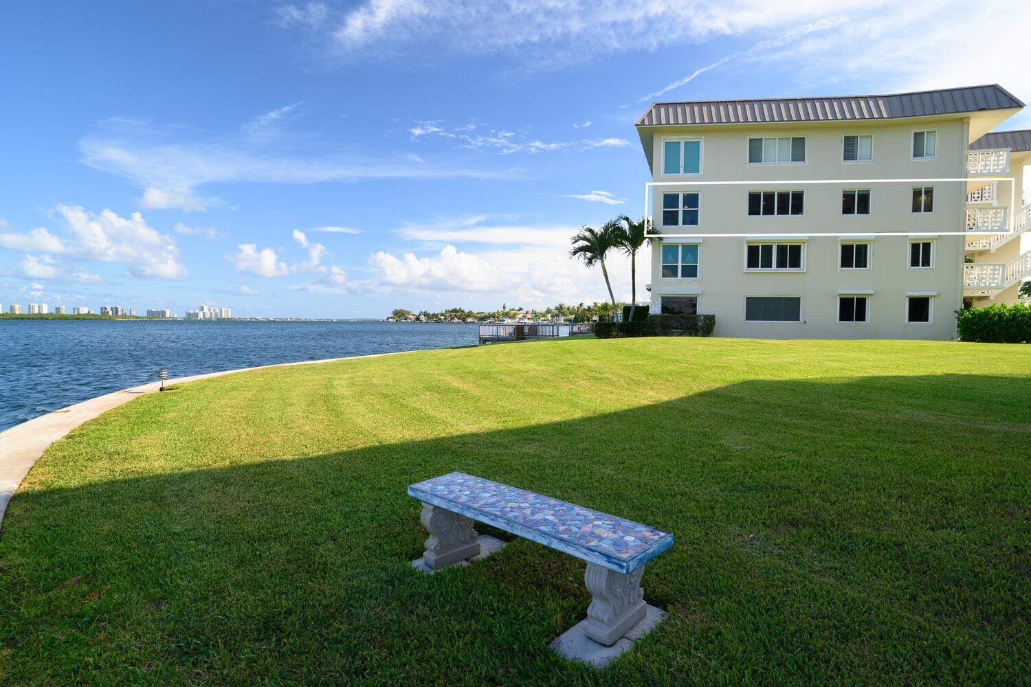 52 Yacht Club Drive 309