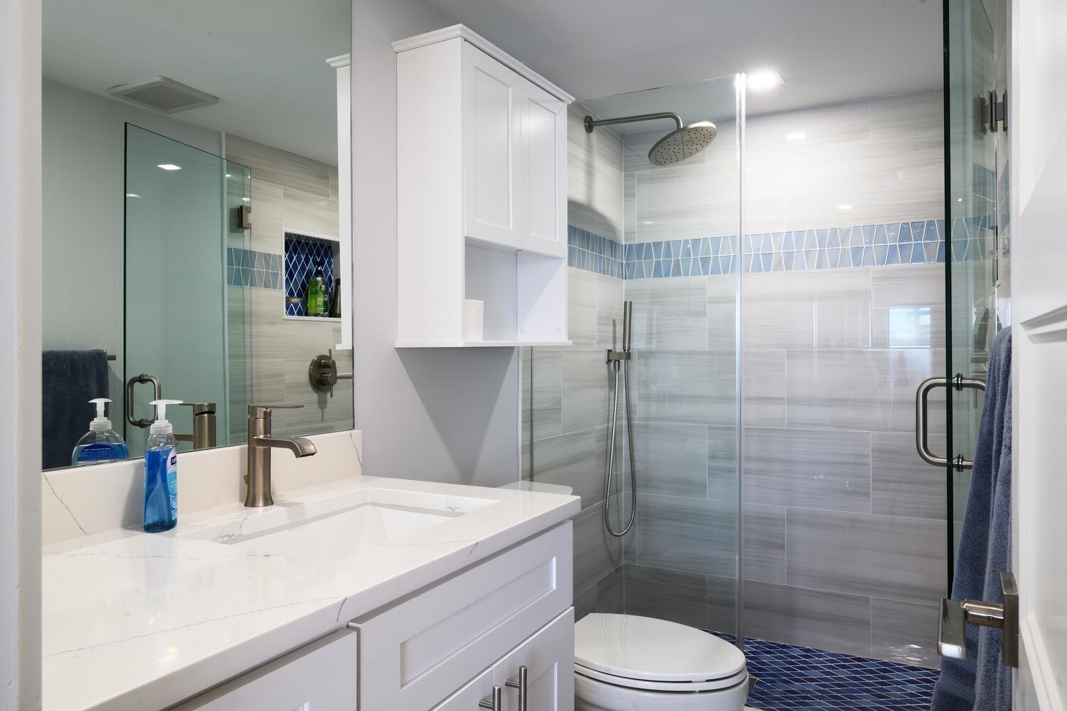 52 Yacht Club Drive 309