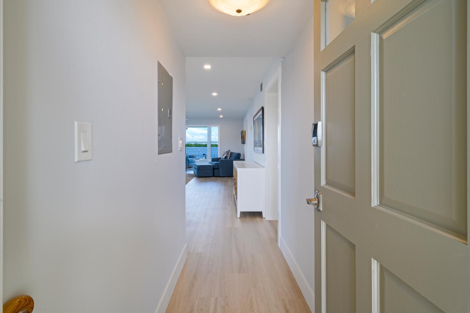 52 Yacht Club Drive 309