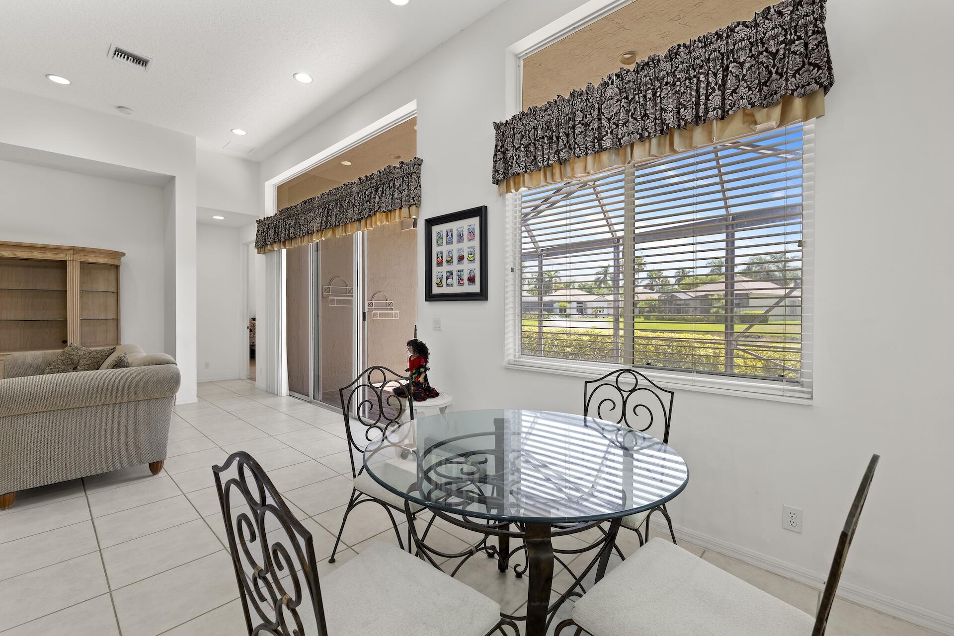 10910 Grande Boulevard W