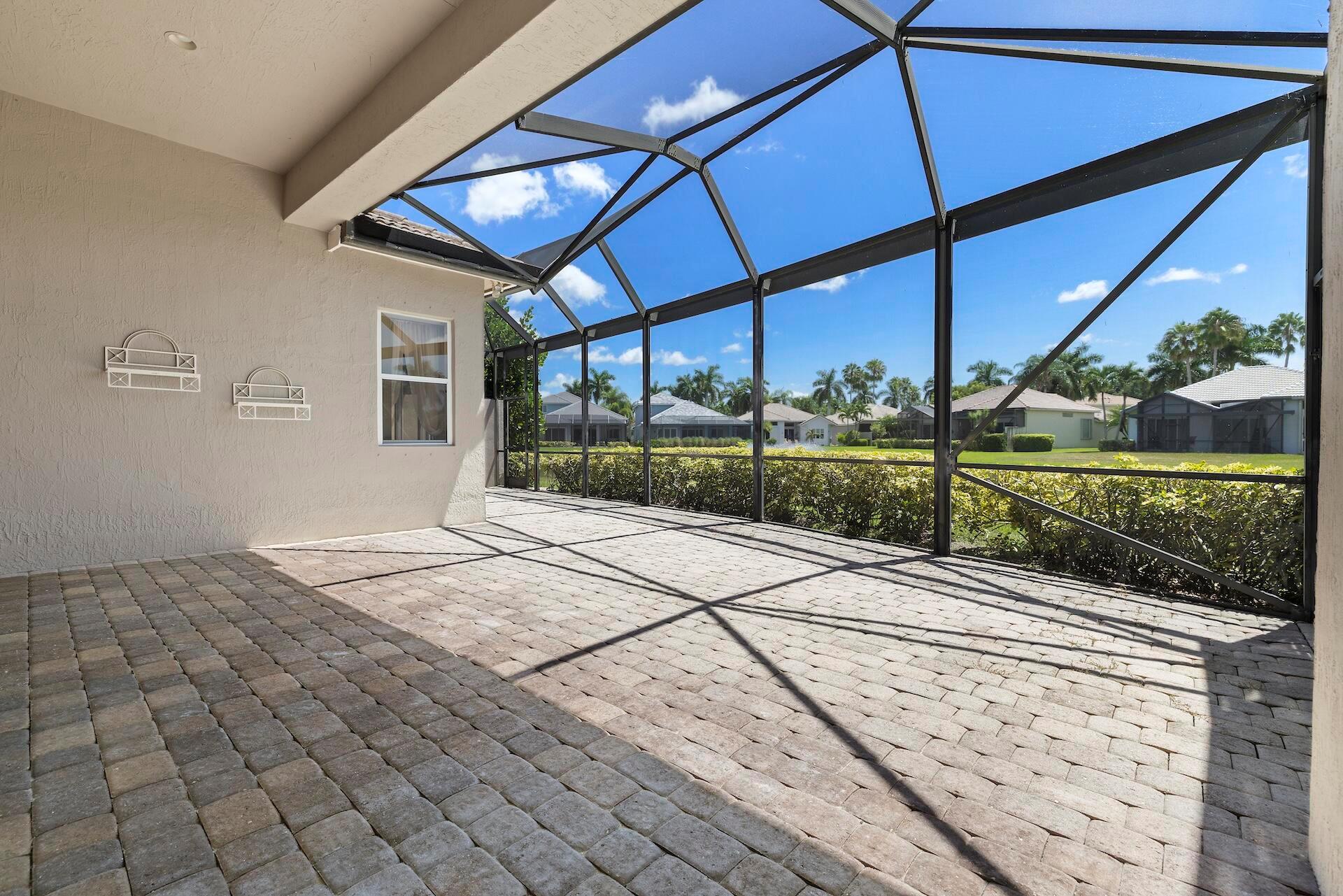 10910 Grande Boulevard W