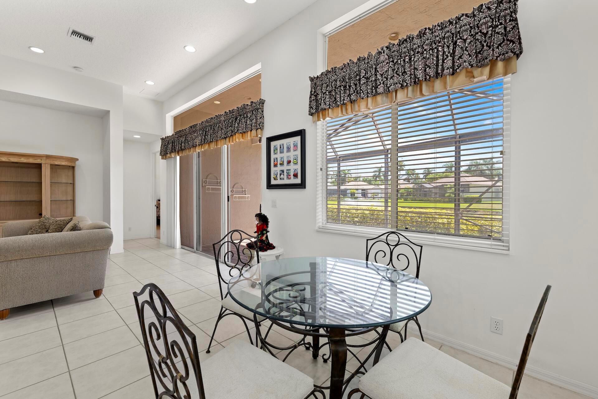 10910 Grande Boulevard W