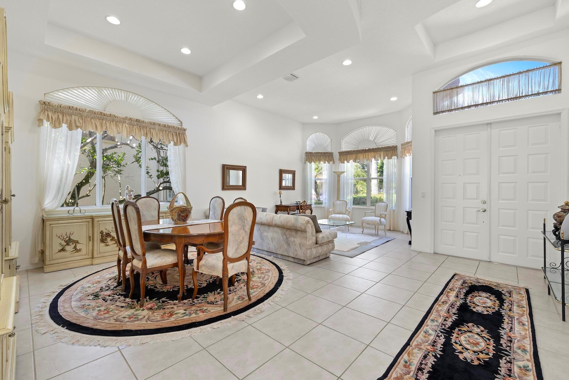 10910 Grande Boulevard W