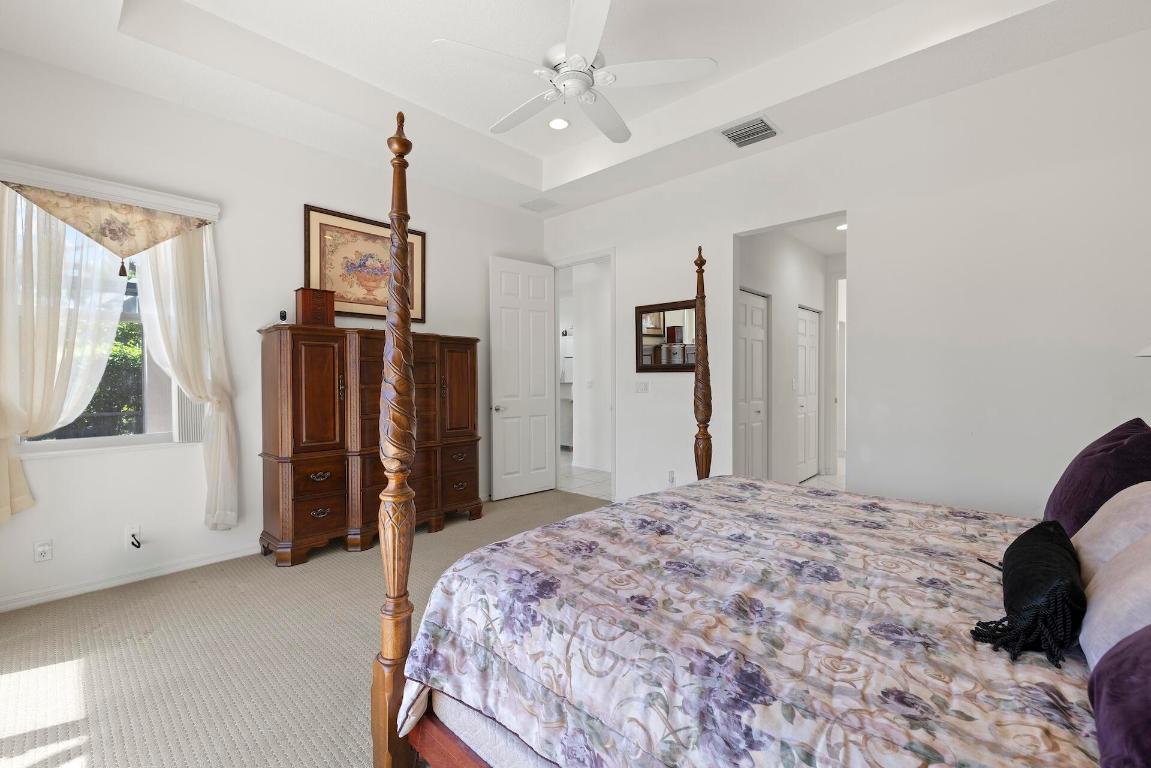 10910 Grande Boulevard W