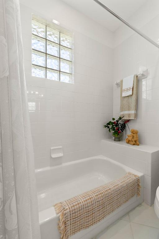 10910 Grande Boulevard W