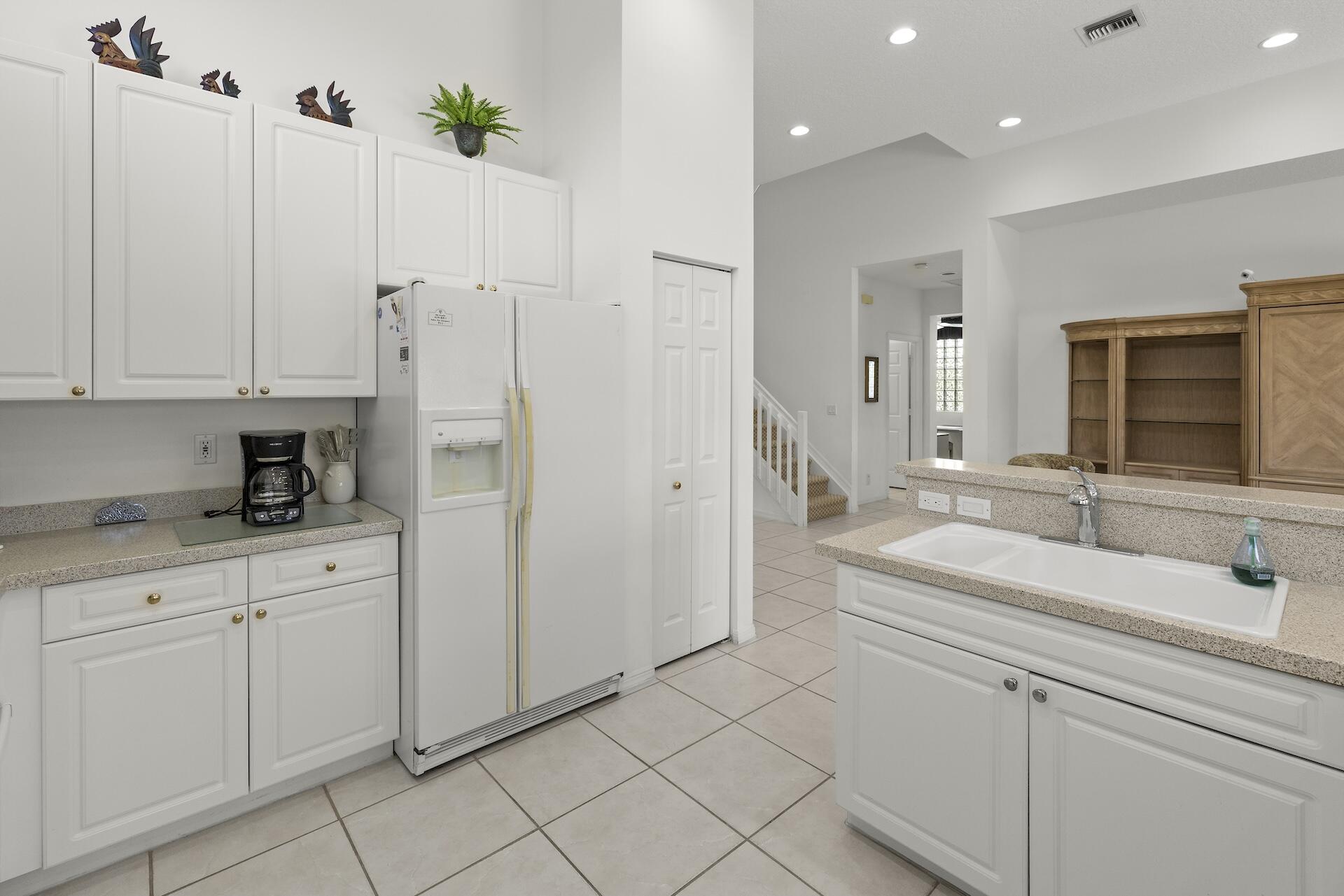 10910 Grande Boulevard W