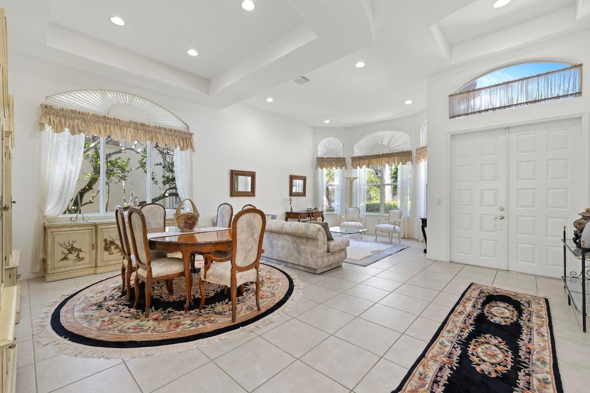 10910 Grande Boulevard W