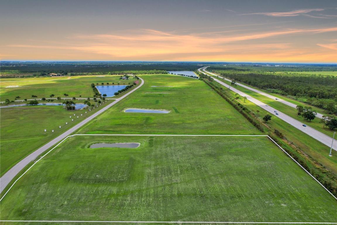 3720 SW Briarbrook Way