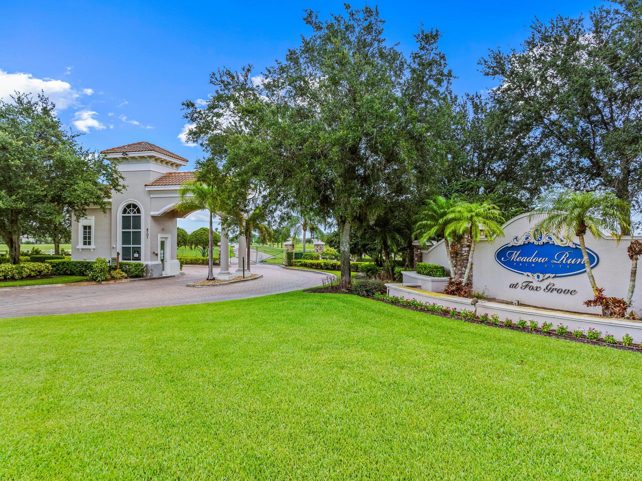 3720 SW Briarbrook Way