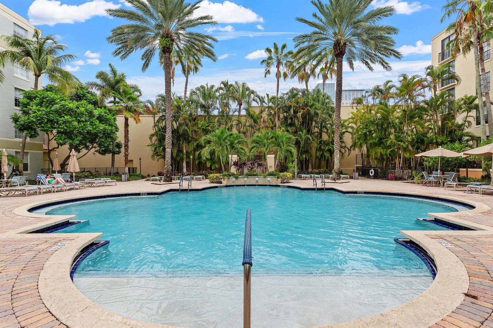 651 Okeechobee Boulevard 402