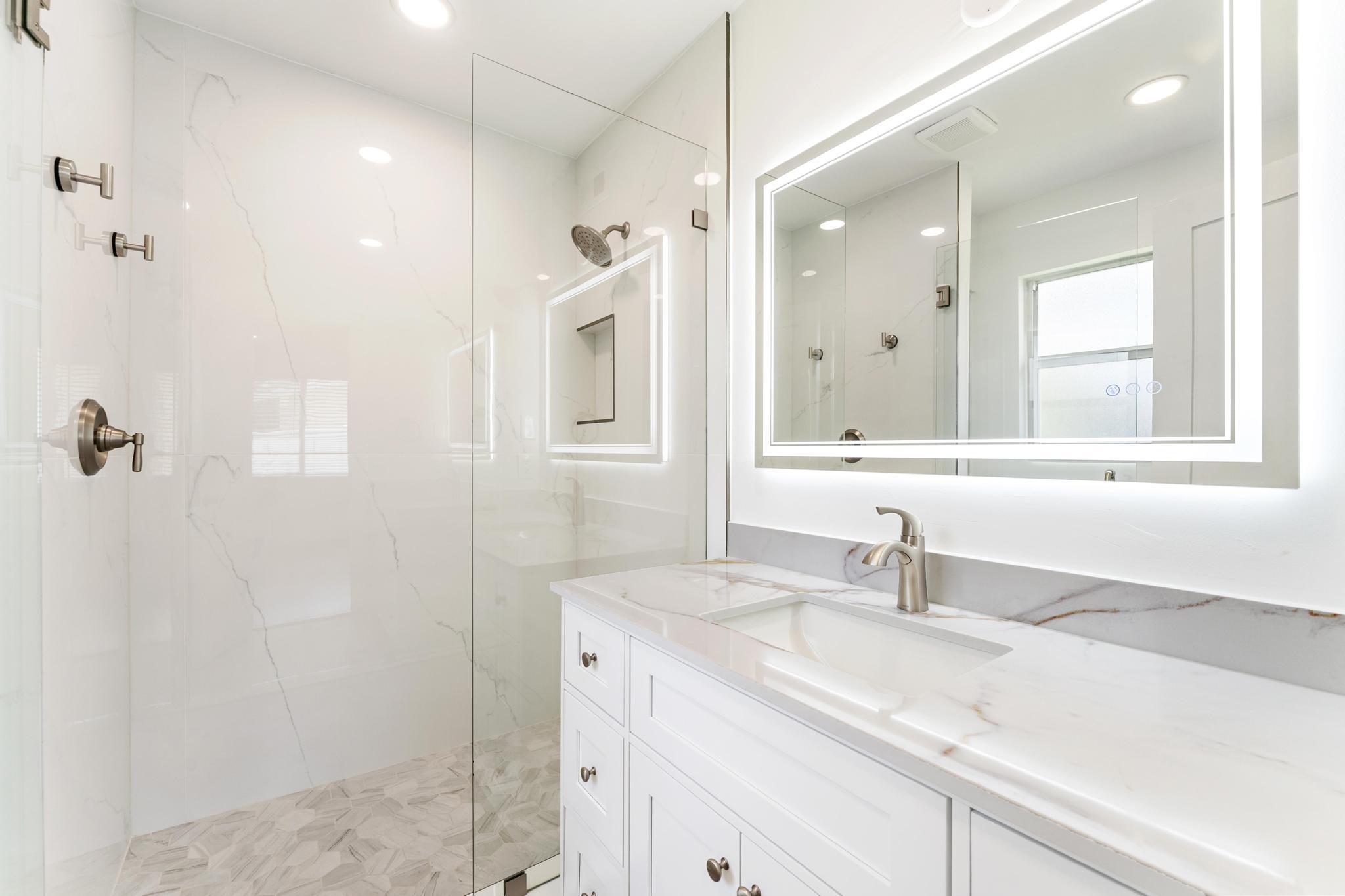 7531 Edgewater Circle