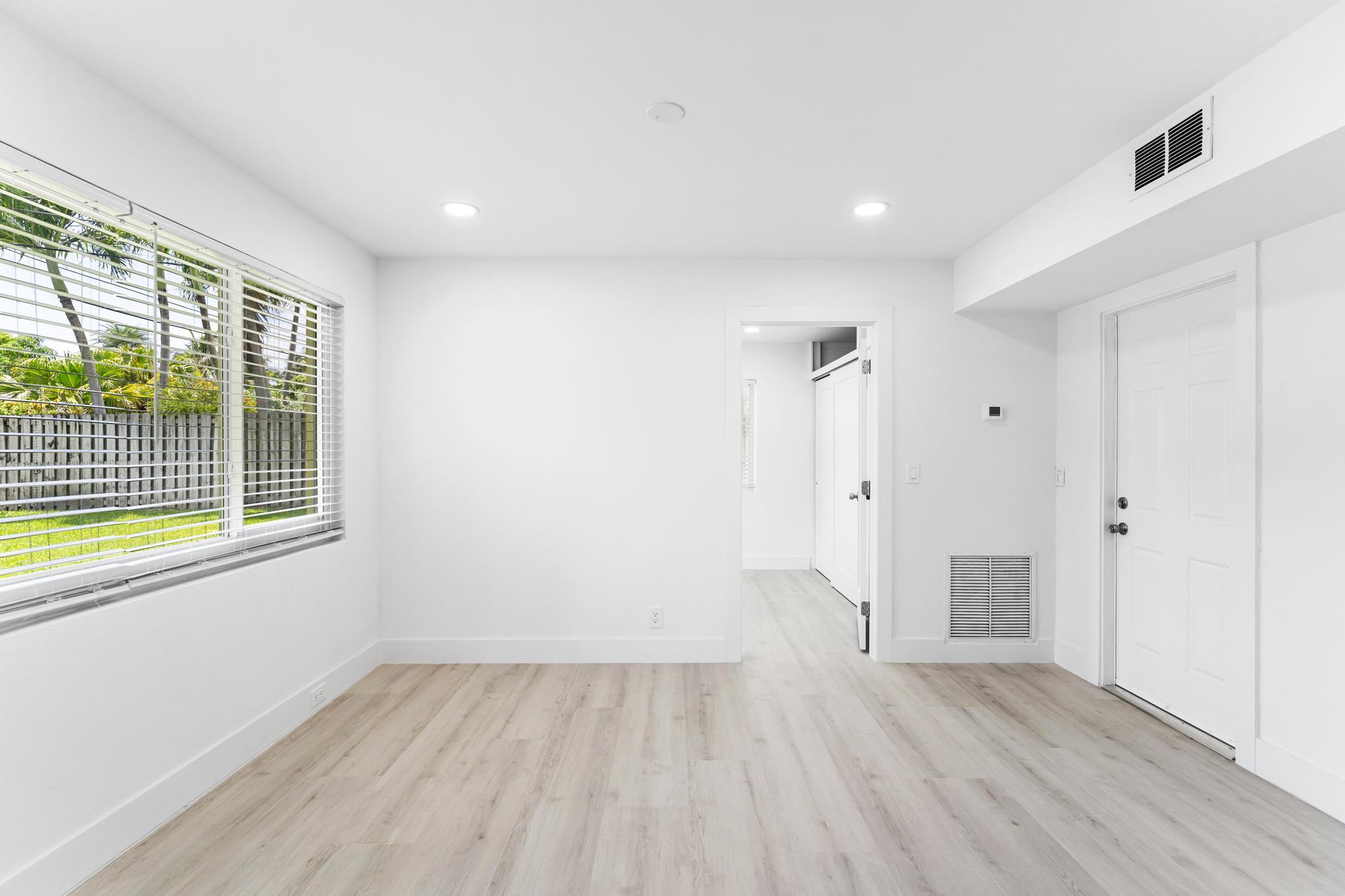 7531 Edgewater Circle