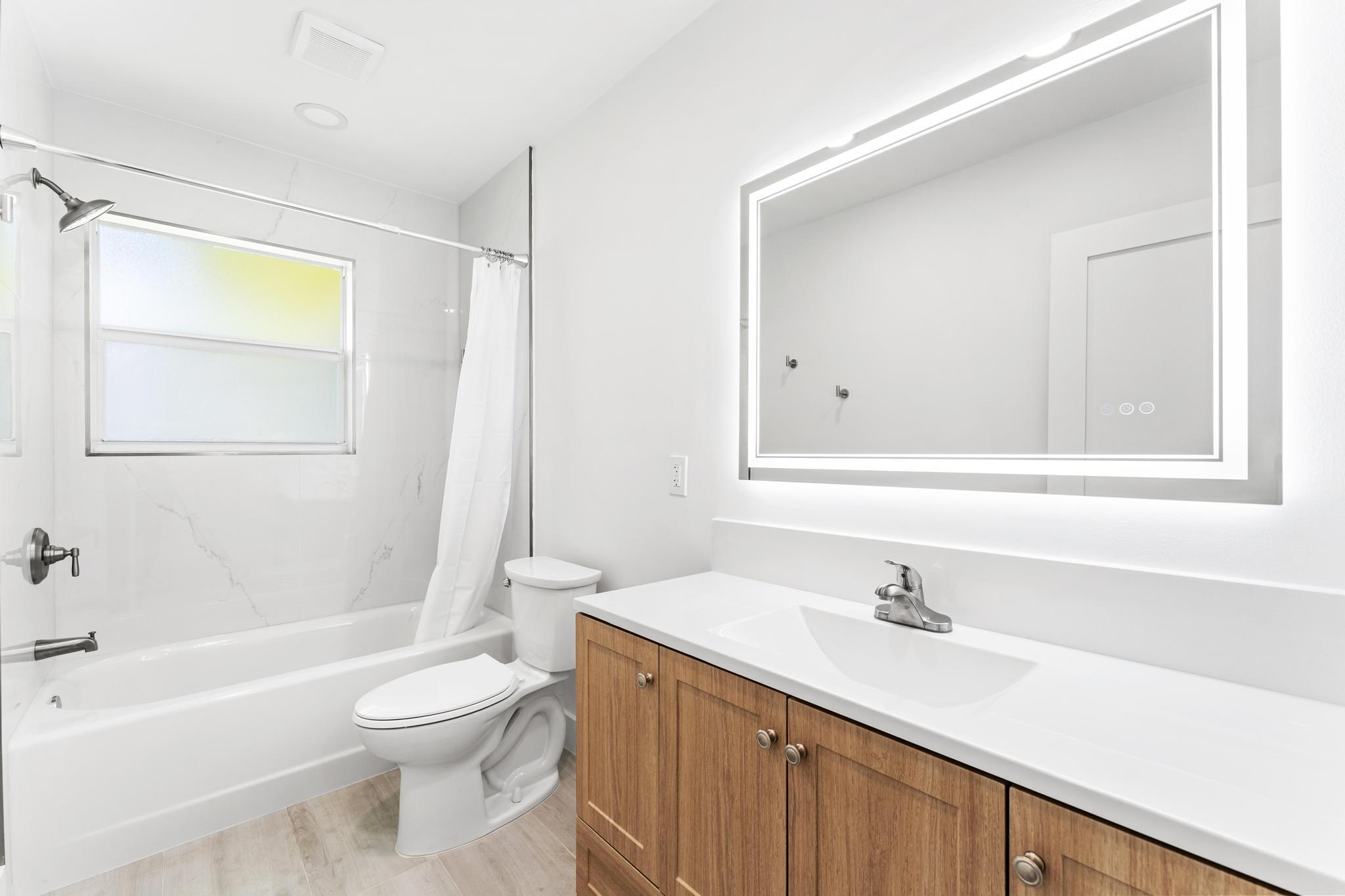 7531 Edgewater Circle