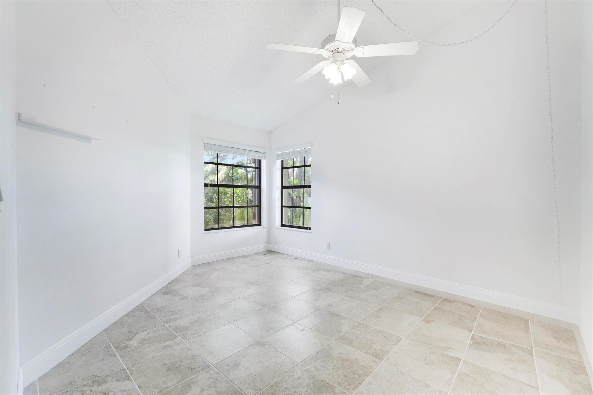 479 Ashwood Place