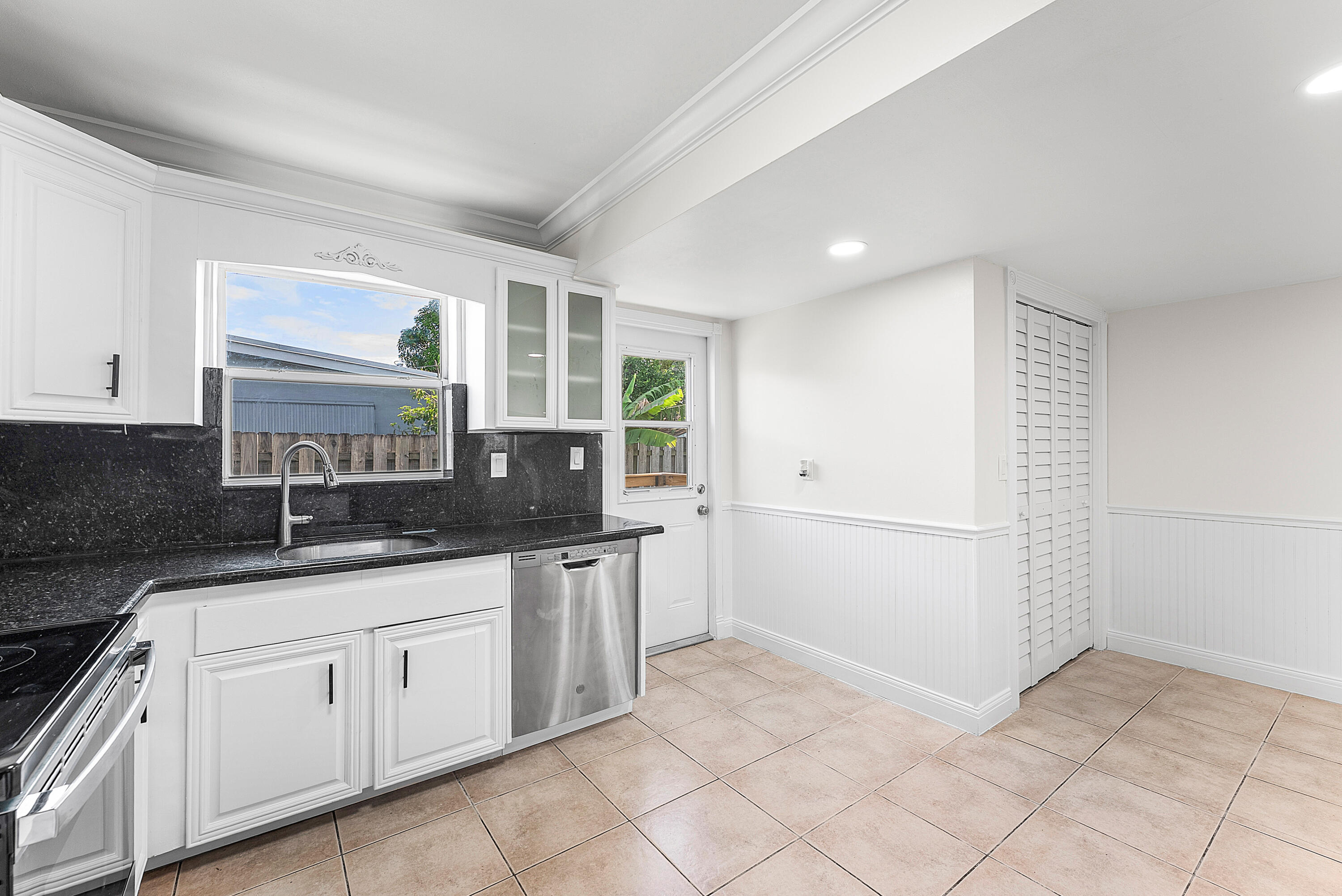 1438 Cindy Drive