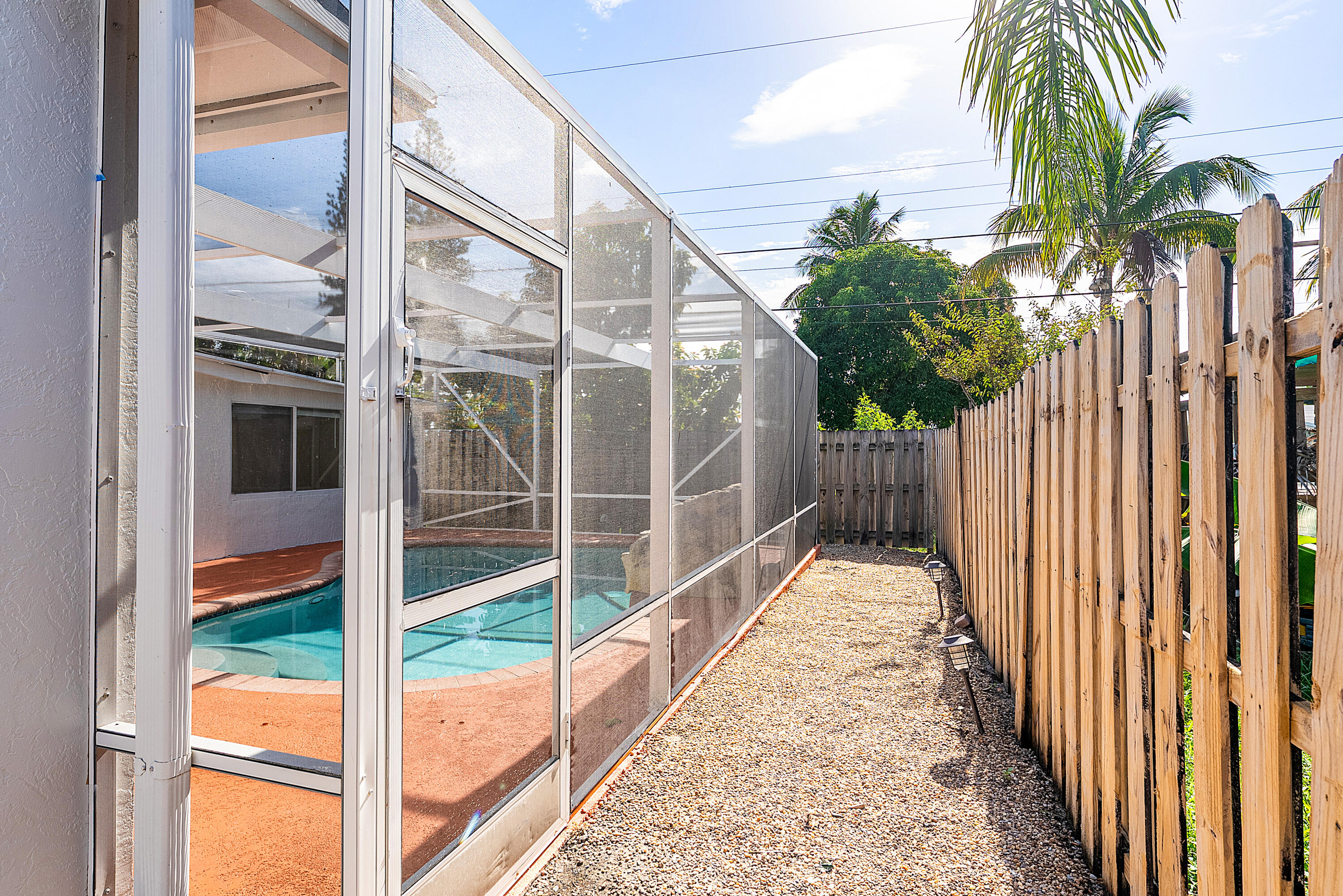 1438 Cindy Drive