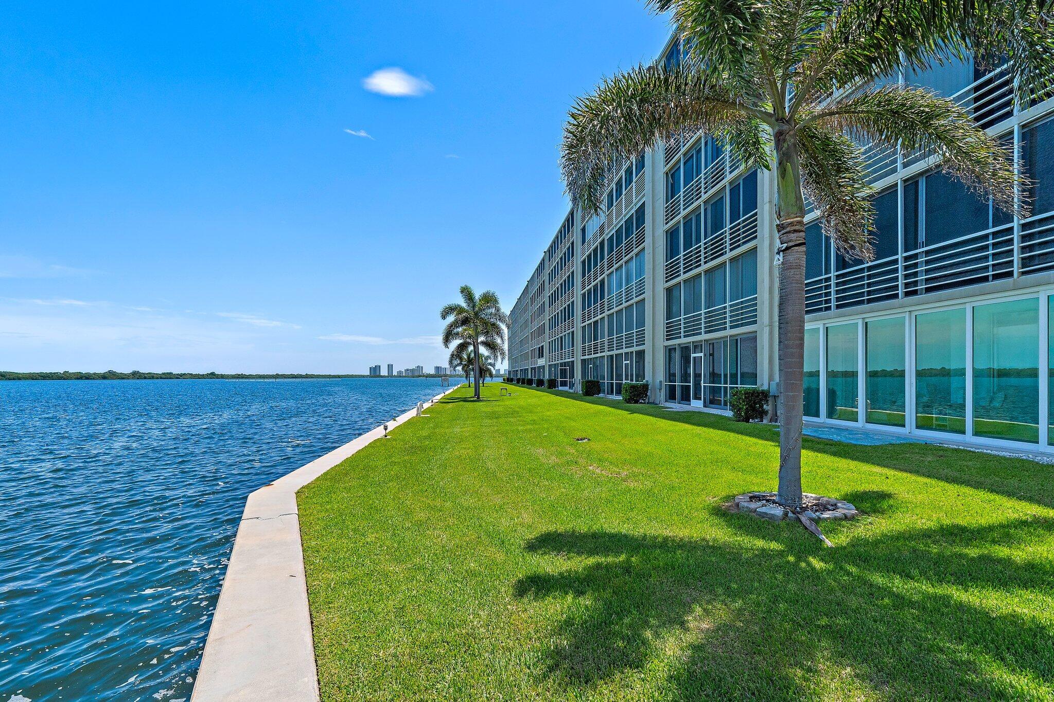 36 Yacht Club Drive 402