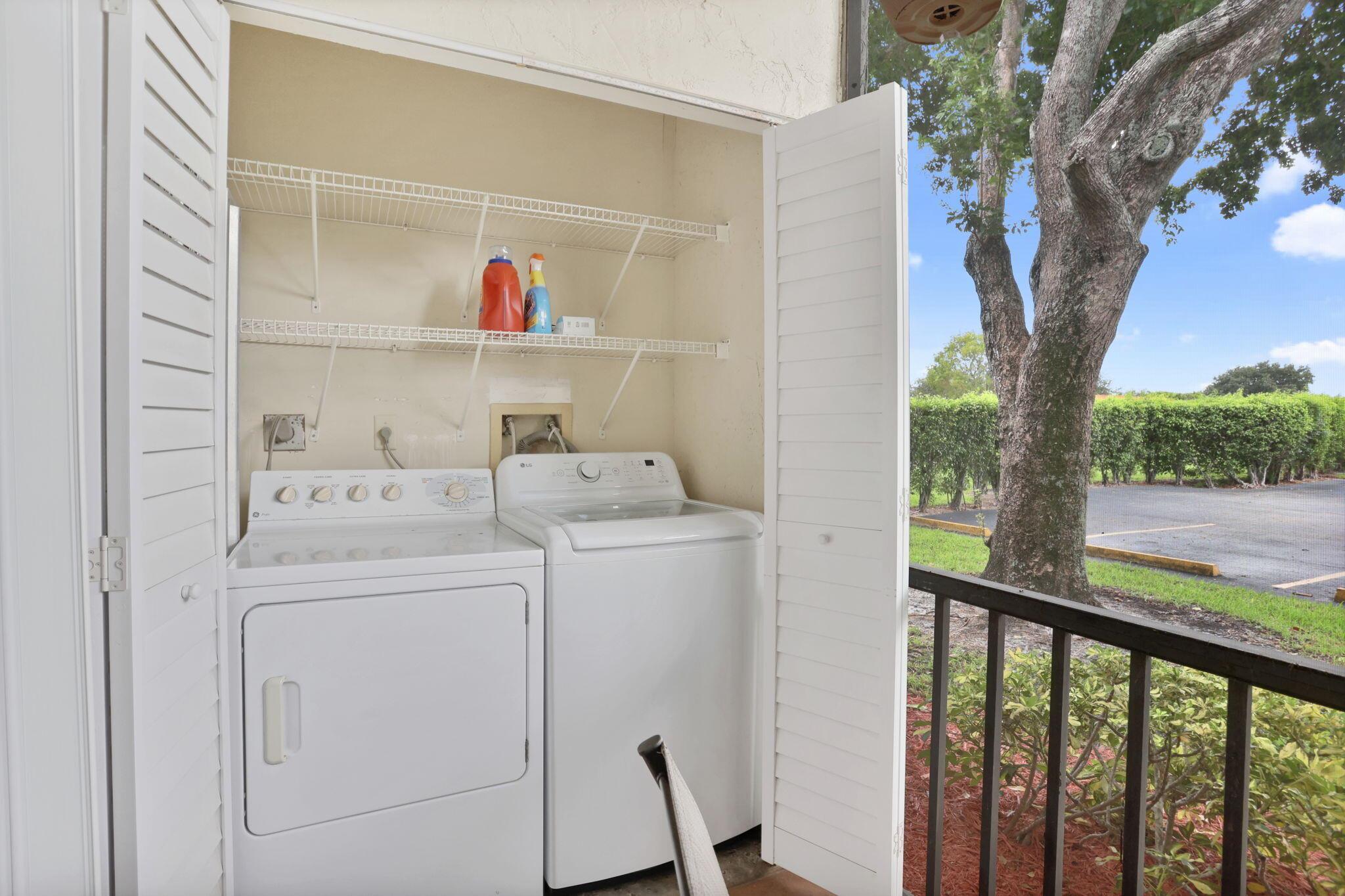 9810 Pineapple Tree Drive 111