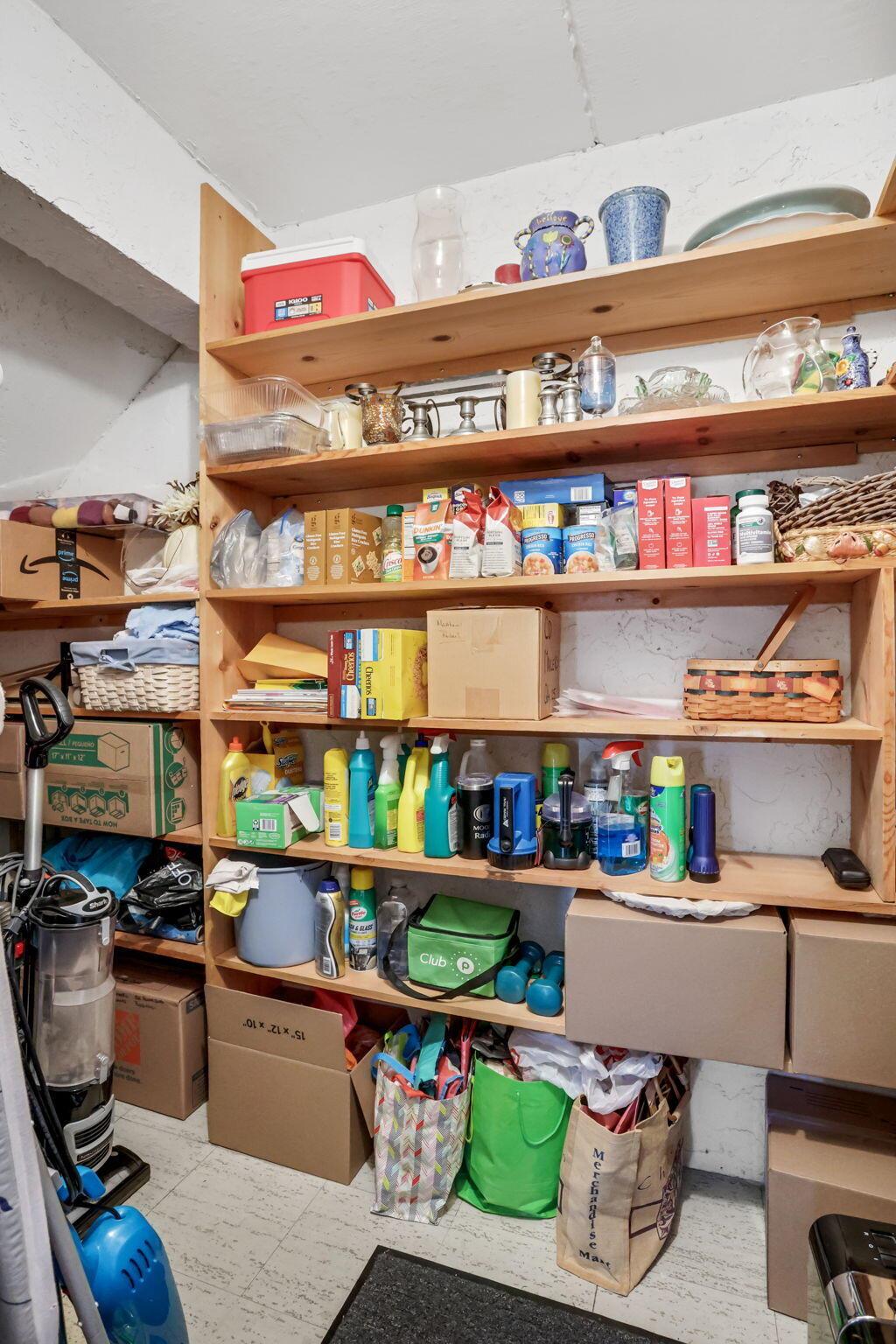 9810 Pineapple Tree Drive 111