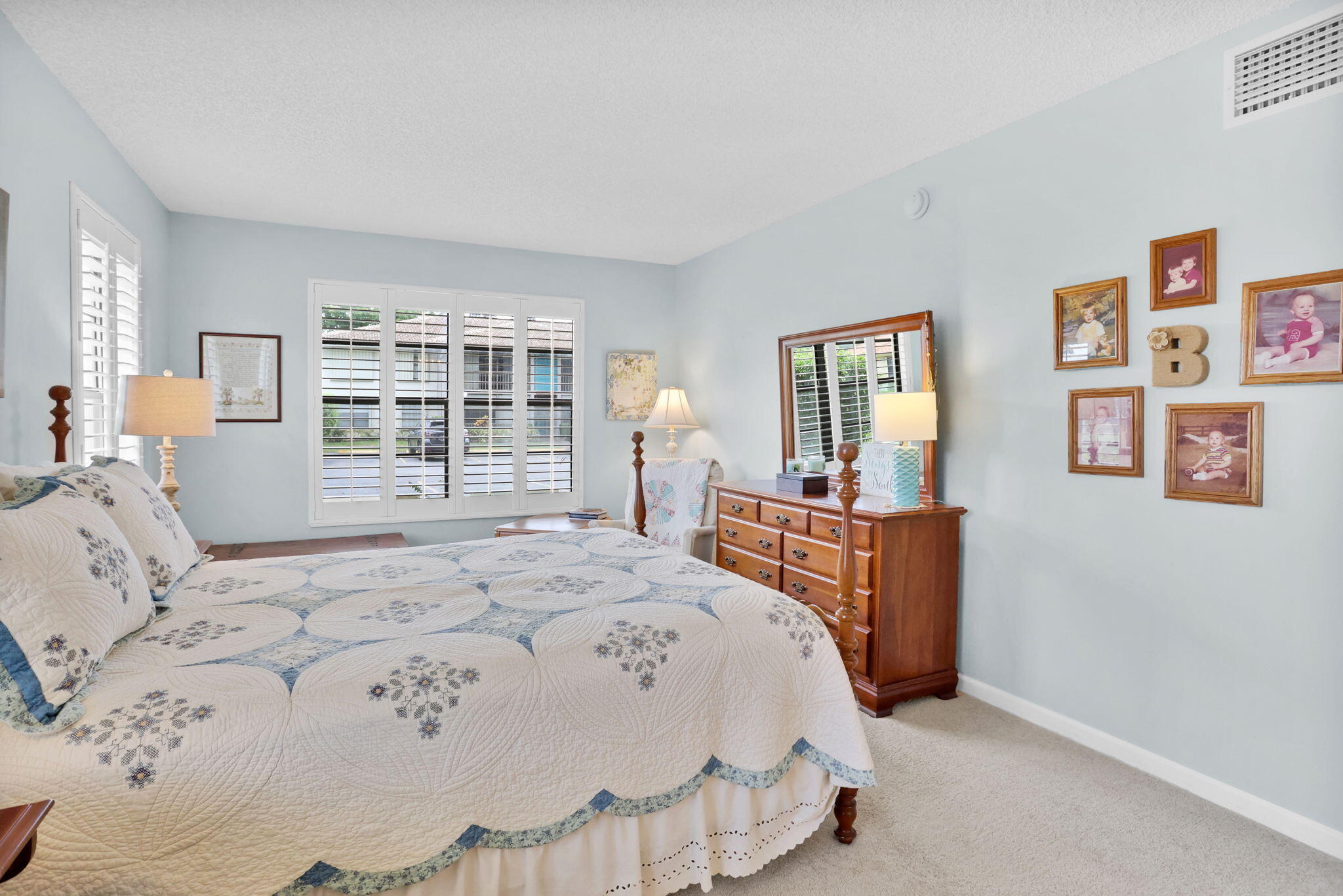 9810 Pineapple Tree Drive 111