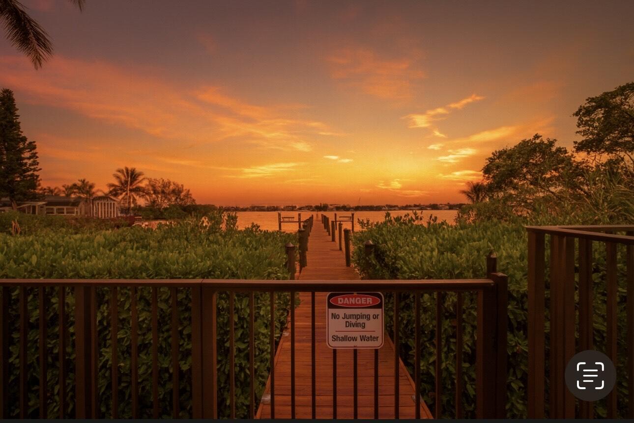 720 N Dixie Highway 303