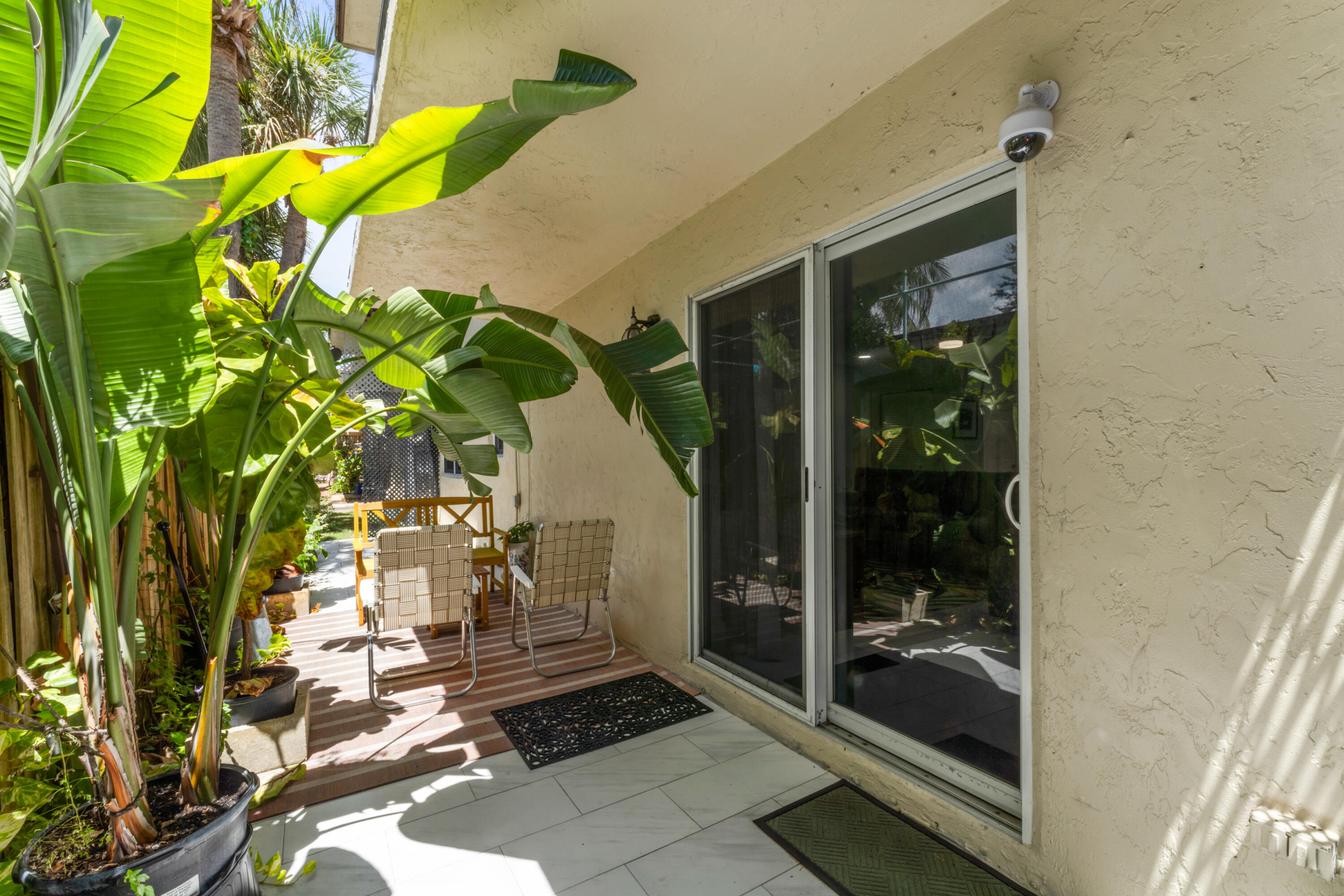 720 N Dixie Highway 303